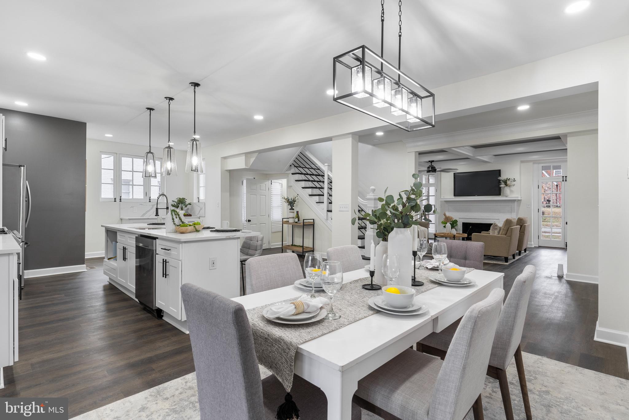 ASHBURTON HISTORIC DISTRICT - Residential