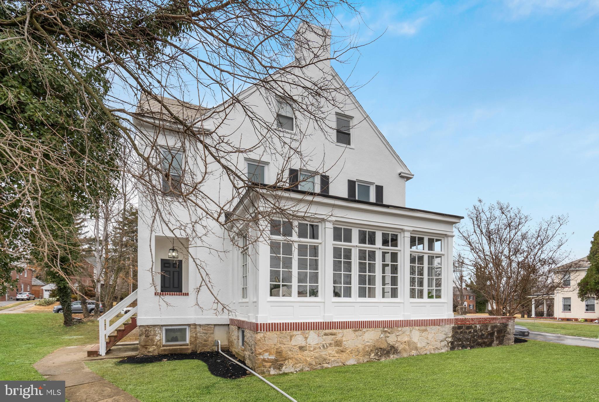 ASHBURTON HISTORIC DISTRICT - Residential