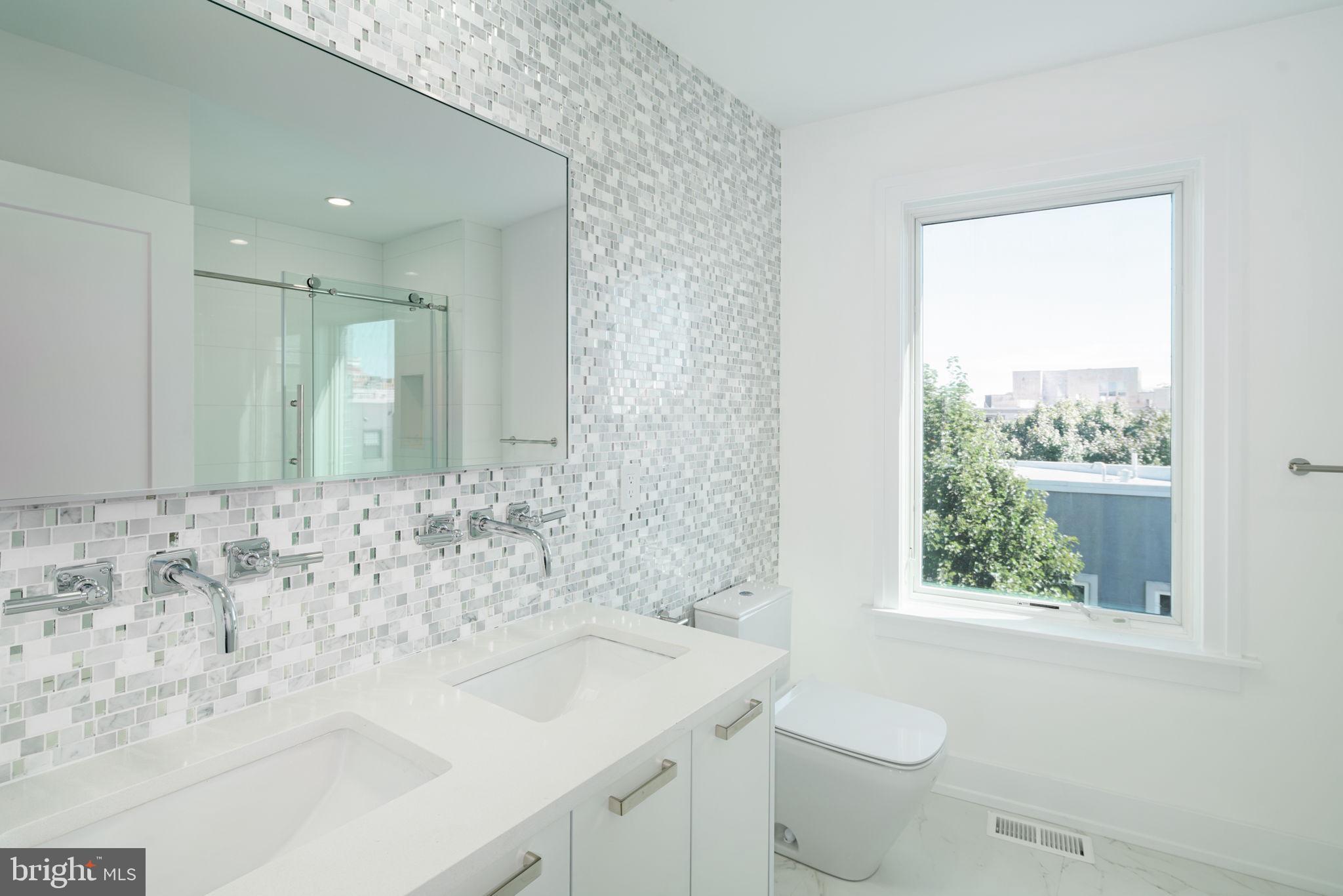 BELLA VISTA - Residential