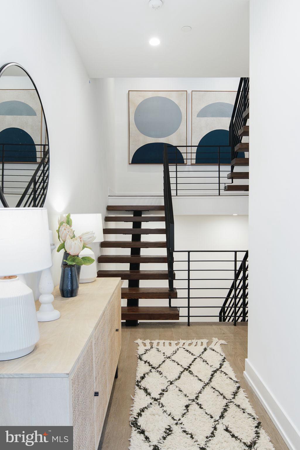 BELLA VISTA - Residential