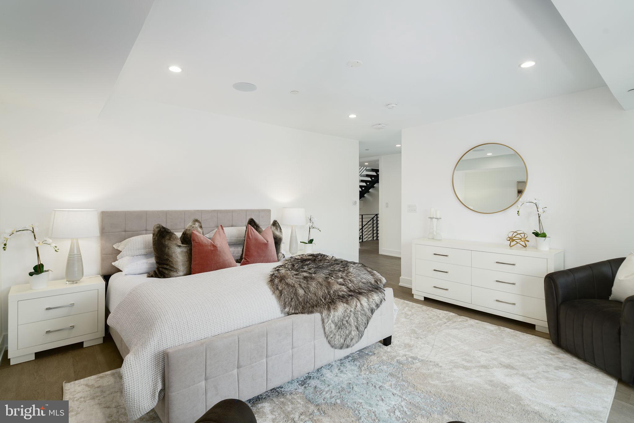 BELLA VISTA - Residential