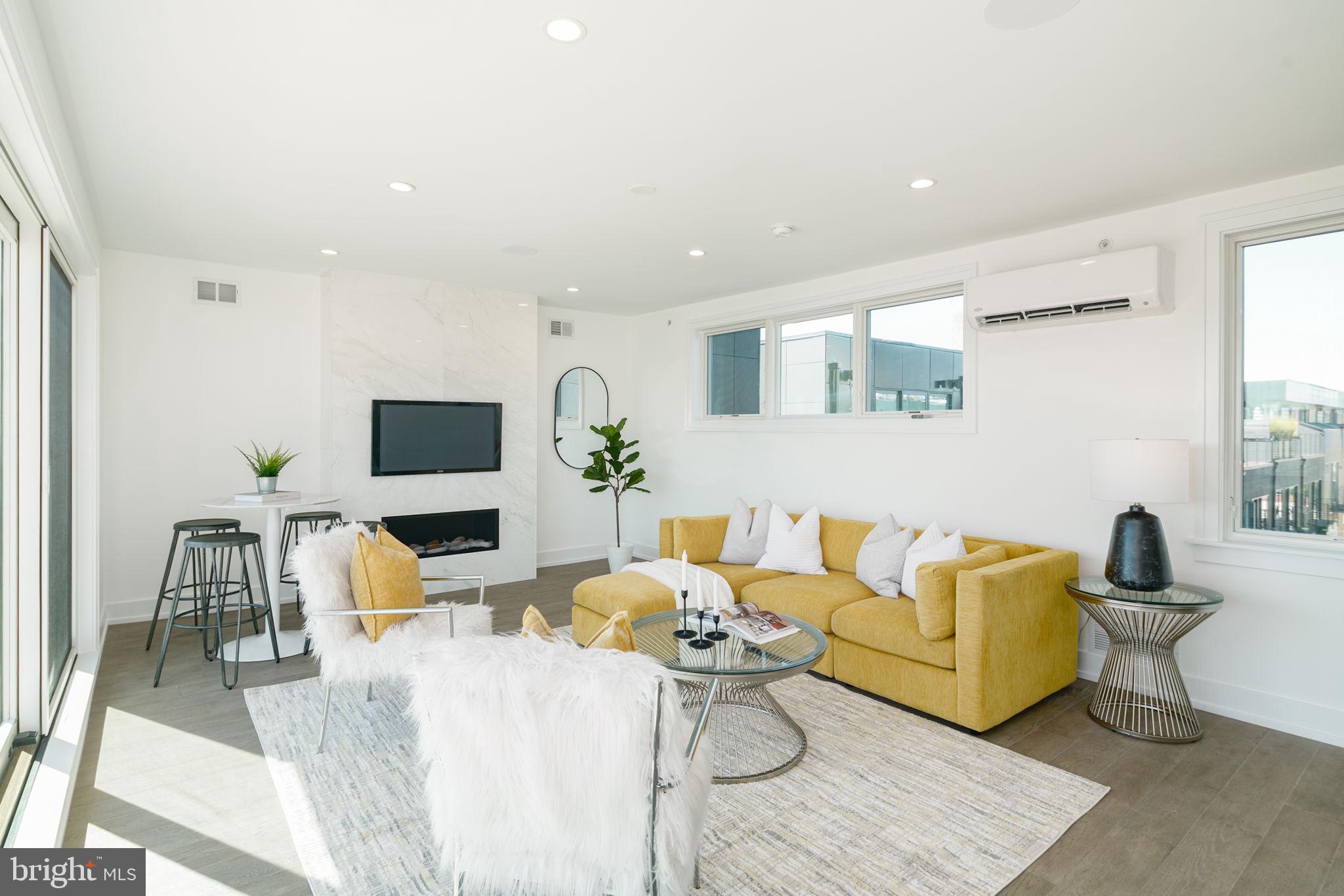 BELLA VISTA - Residential