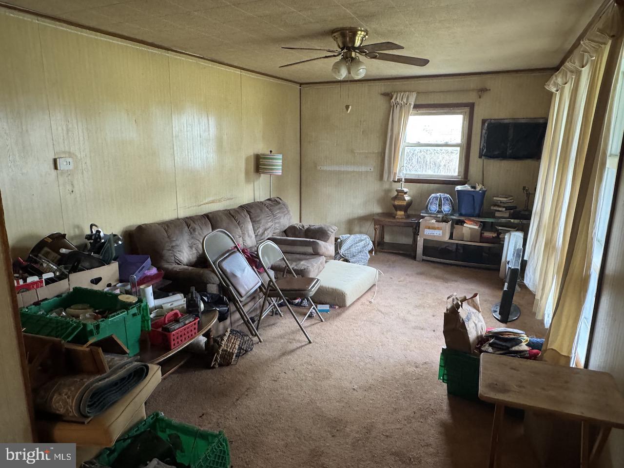 CASTLE HILLS - Residential