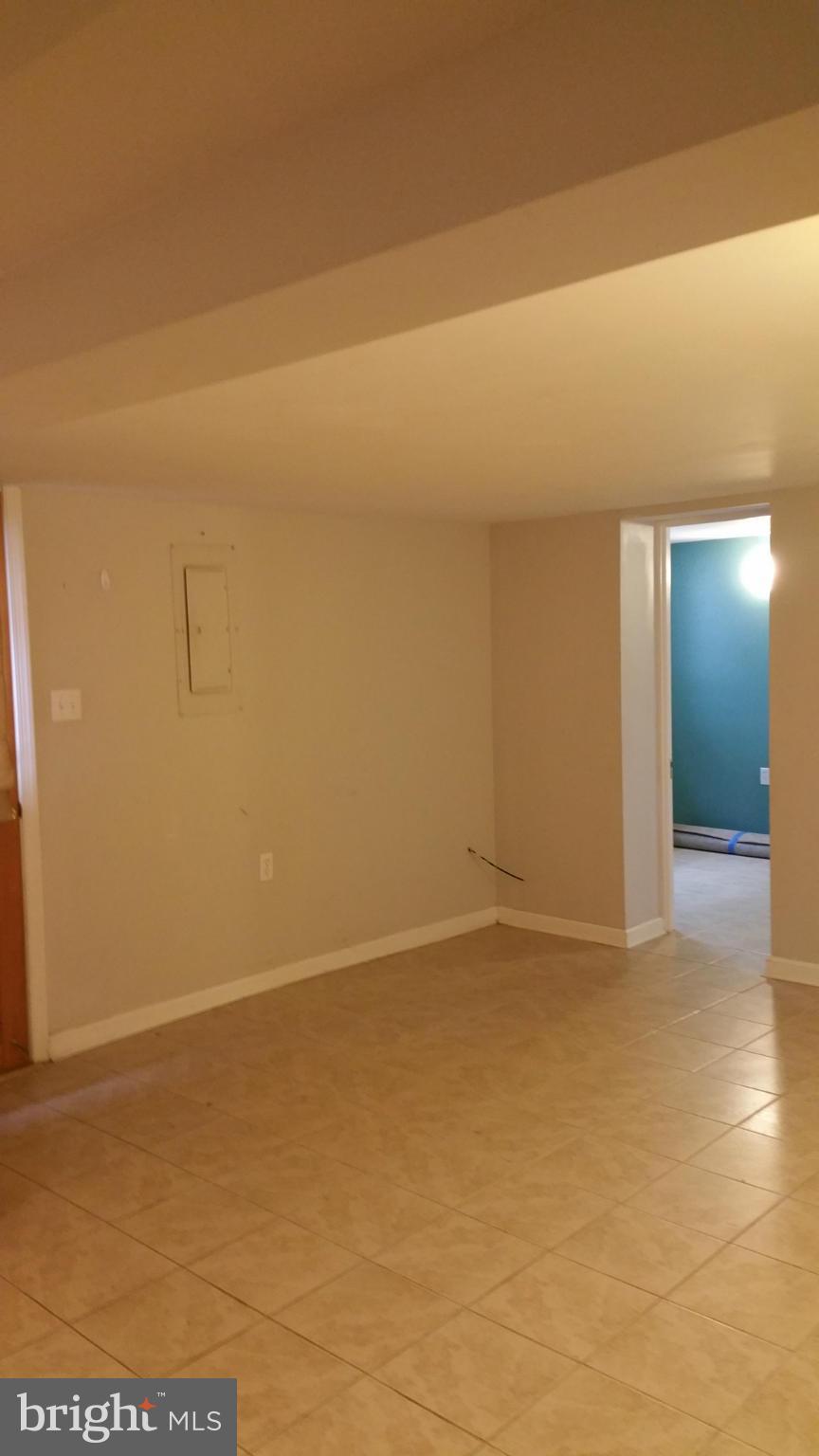 MT RAINIER - Residential Lease