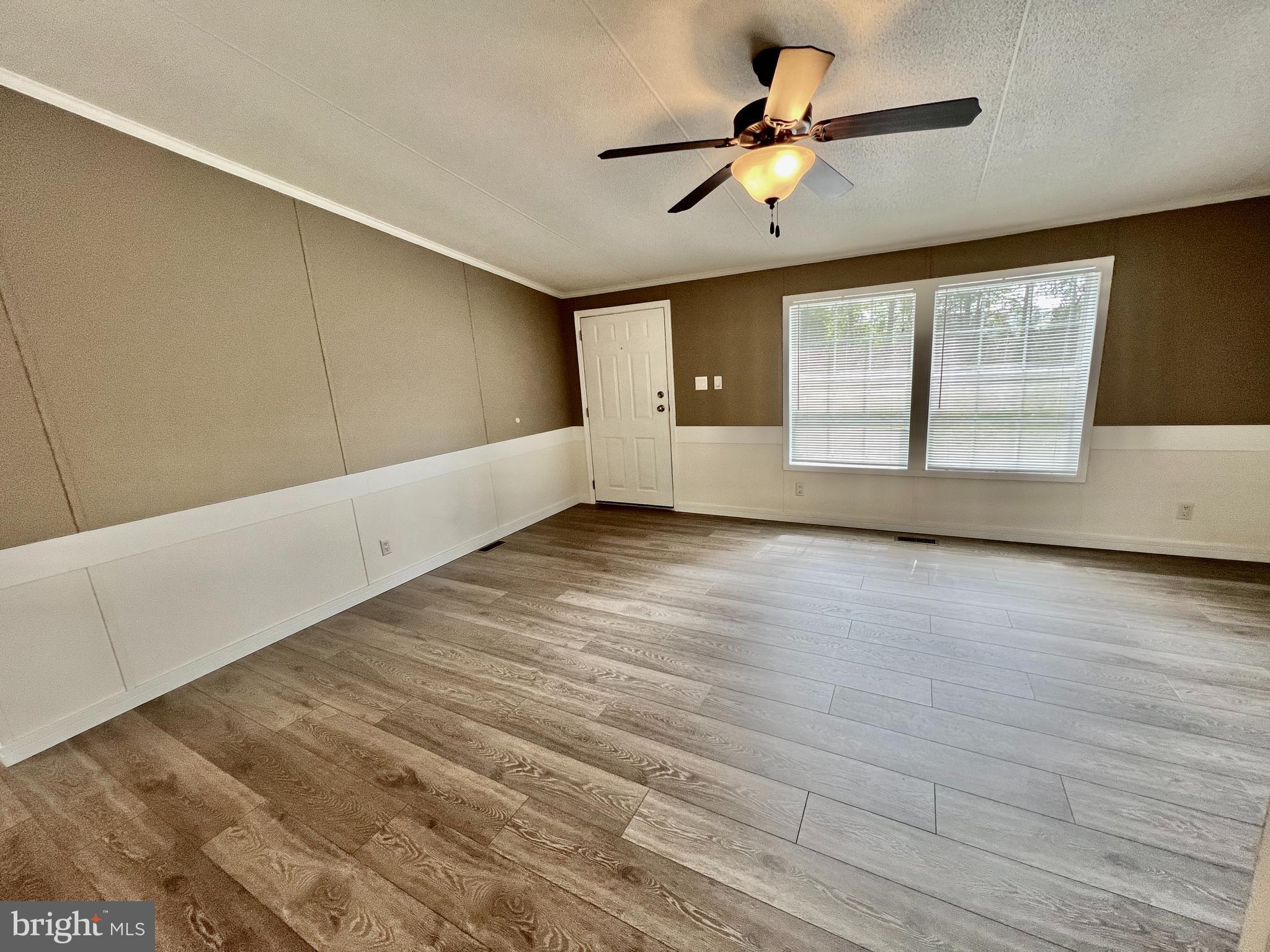 ANGOLA NECK PARK - Residential