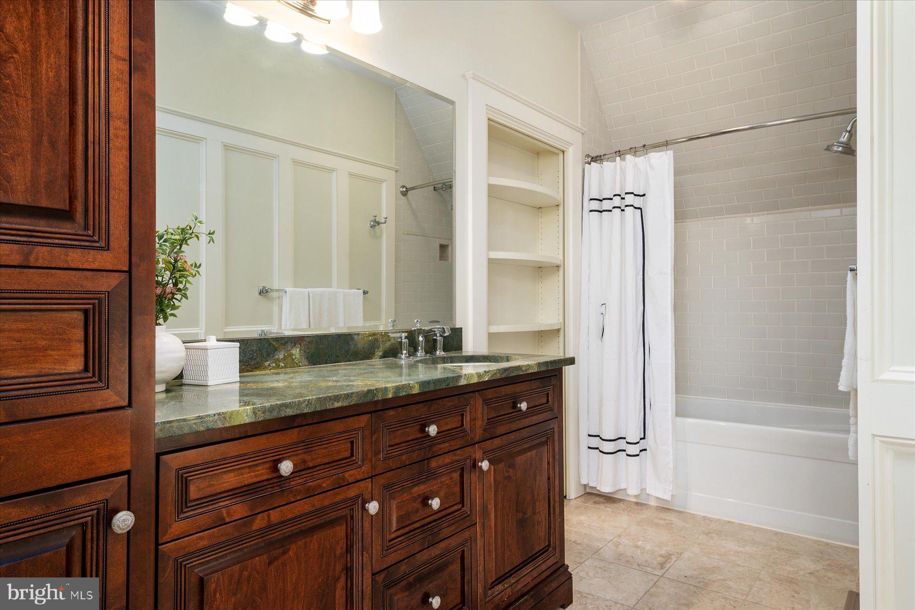 PROSPECT HILL - Residential