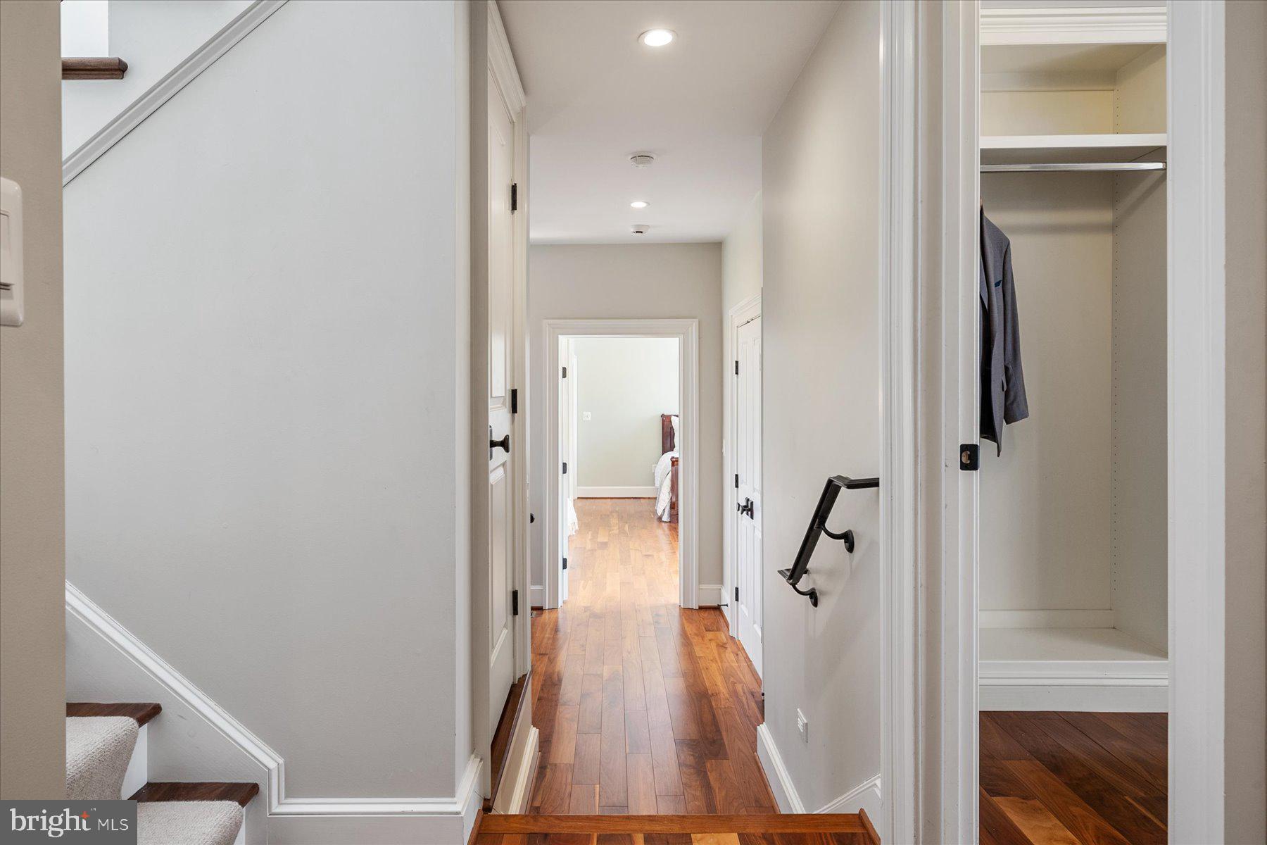 PROSPECT HILL - Residential