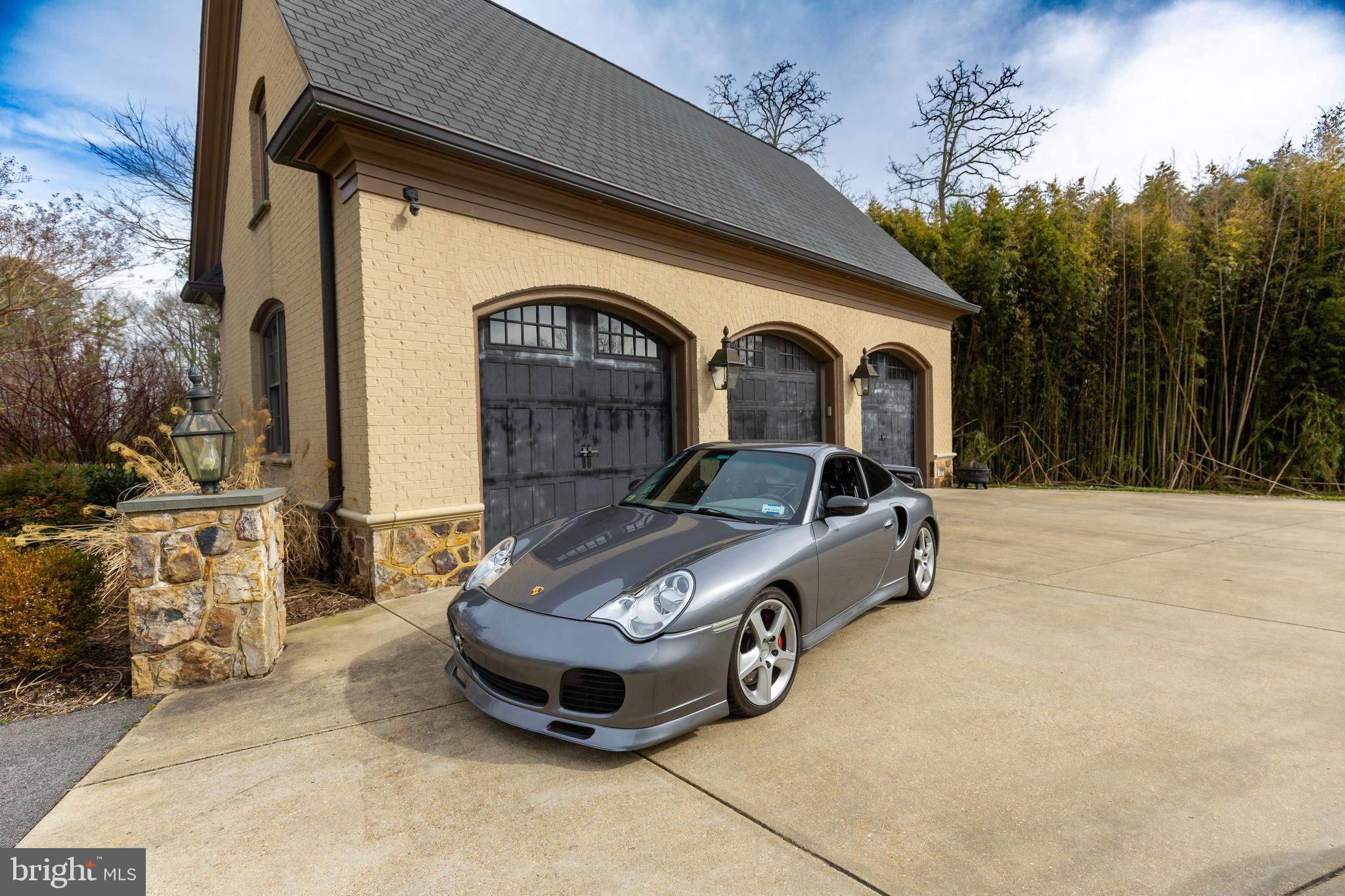 PROSPECT HILL - Residential