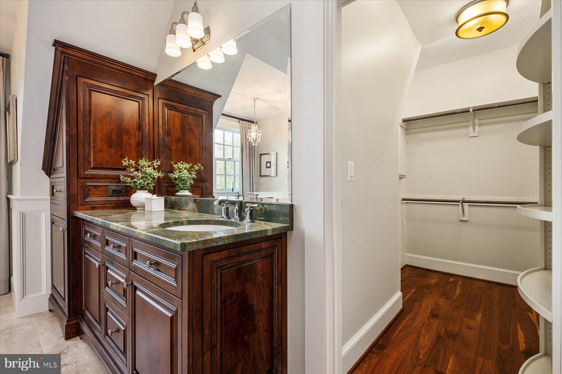 PROSPECT HILL - Residential