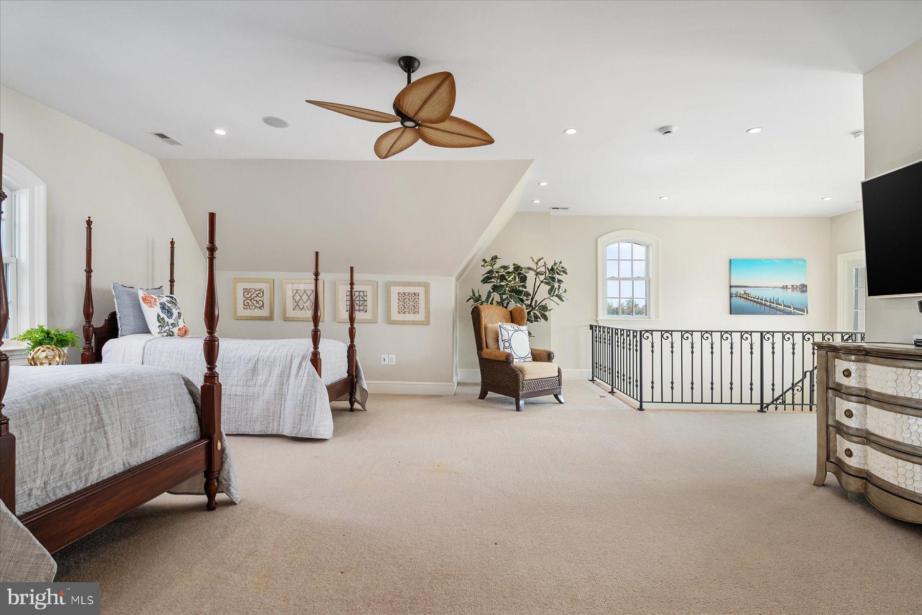 PROSPECT HILL - Residential