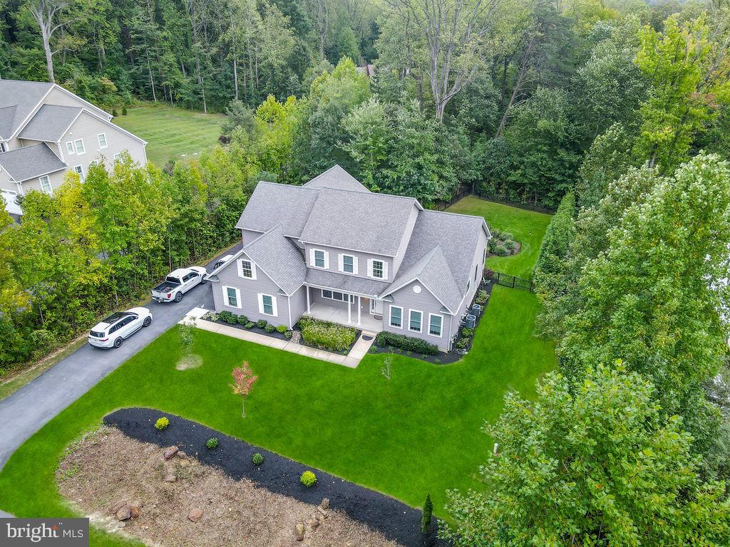 303 BONHEUR AVENUE