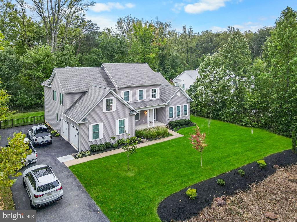303 BONHEUR AVENUE