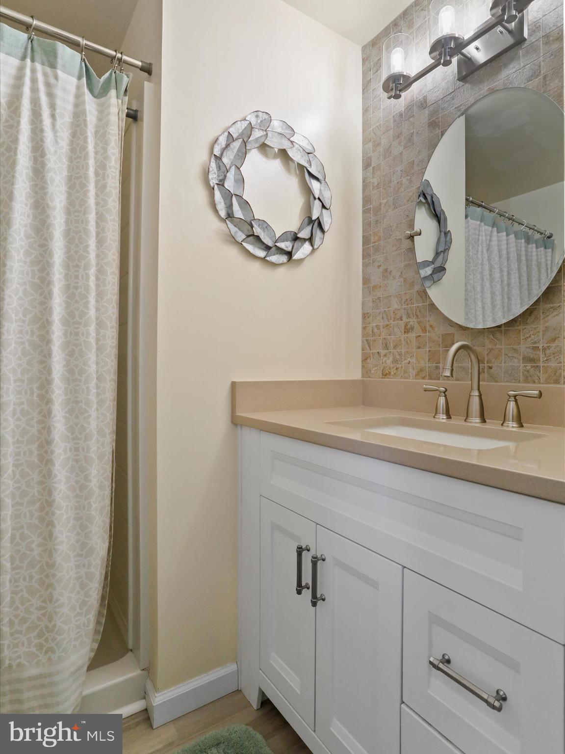 AIRPORT ADDITION - Residential