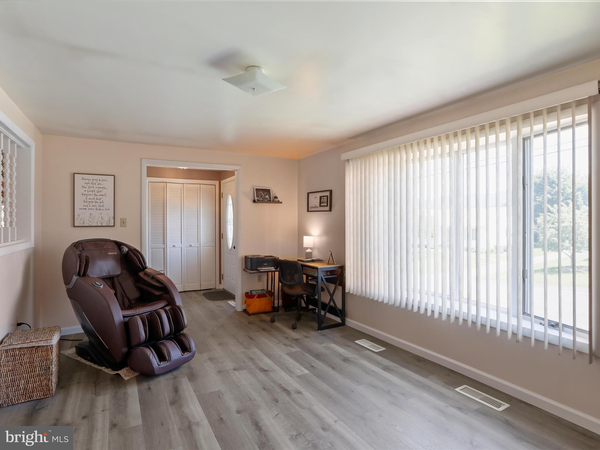 AIRPORT ADDITION - Residential