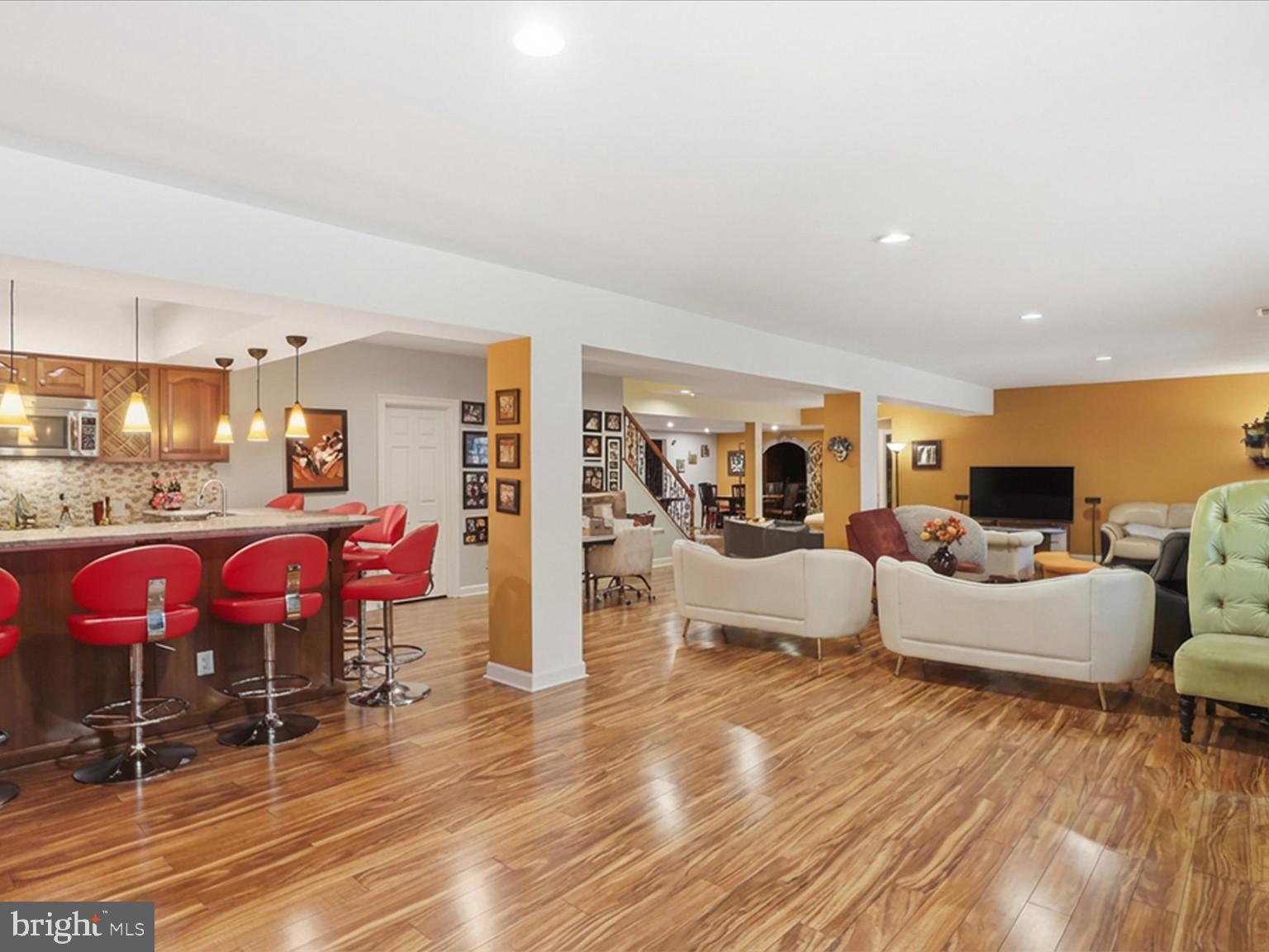 SMC MCLEAN - Residential