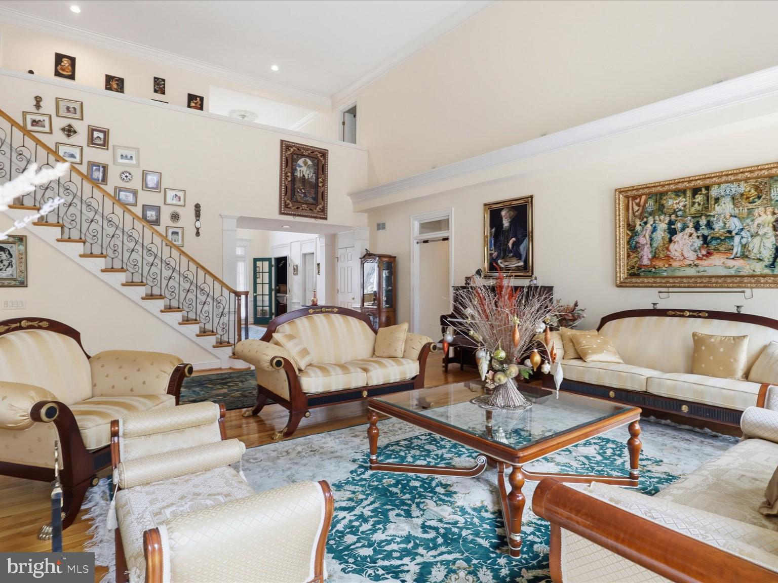 SMC MCLEAN - Residential