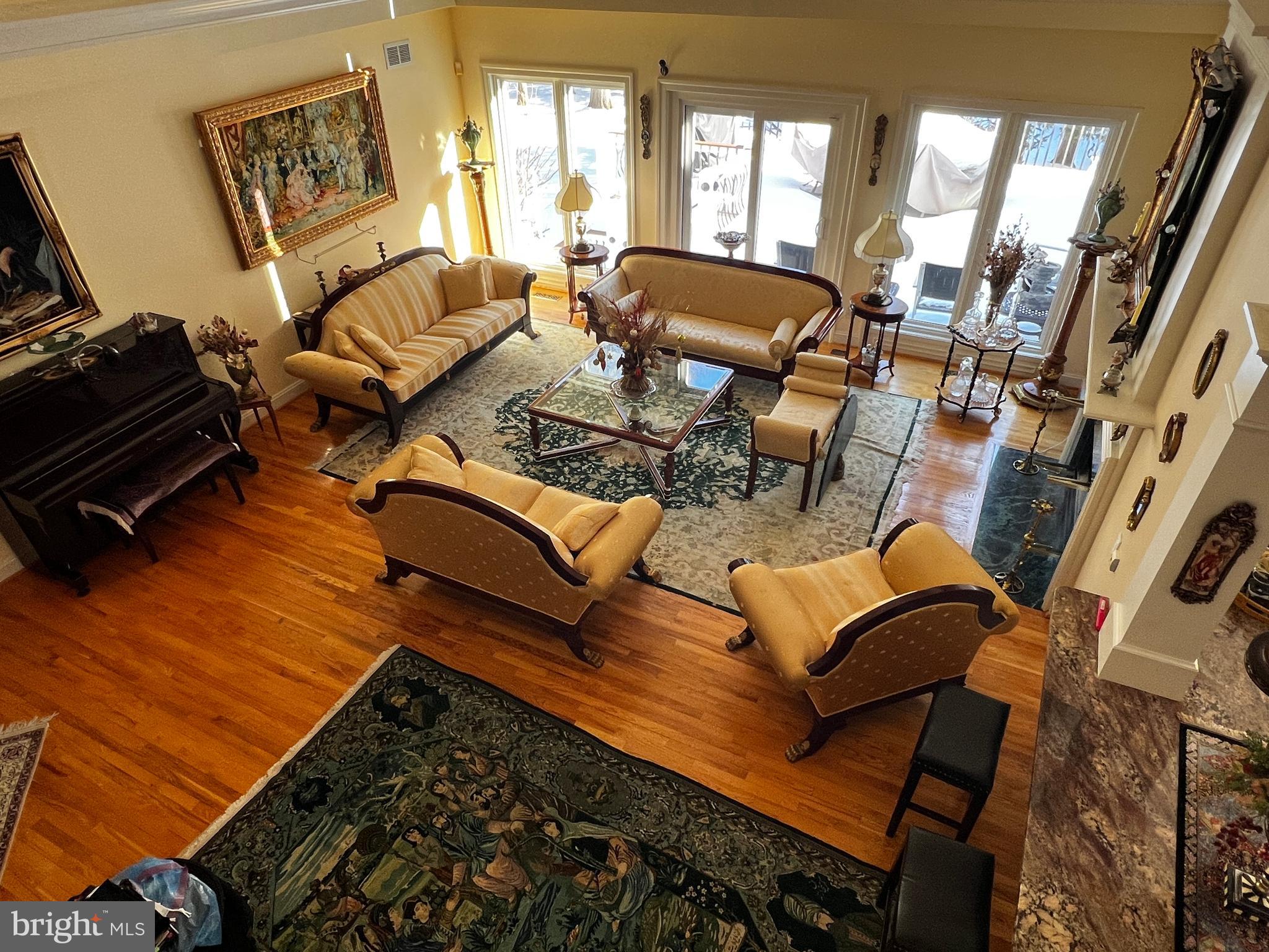 SMC MCLEAN - Residential