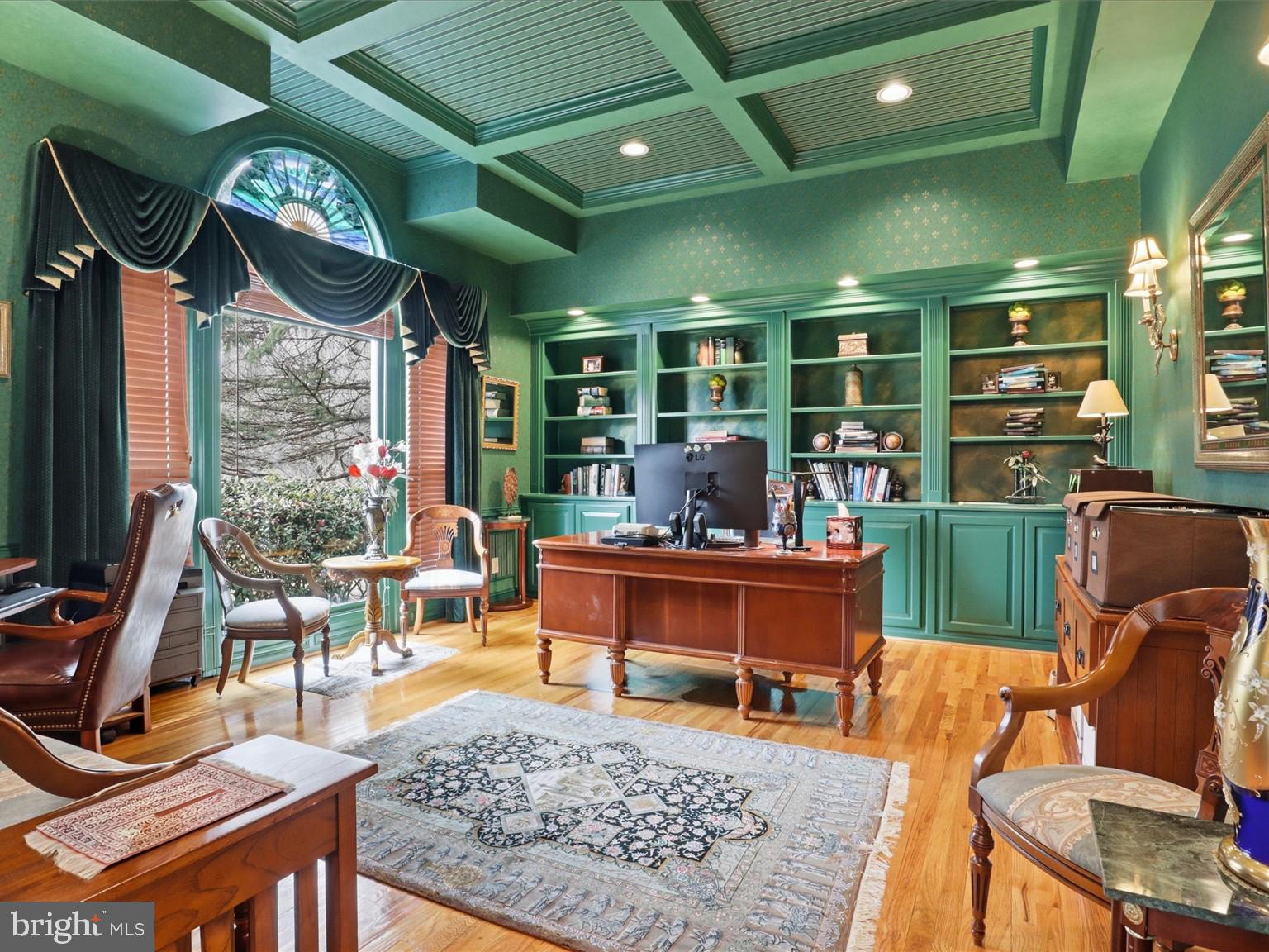 SMC MCLEAN - Residential