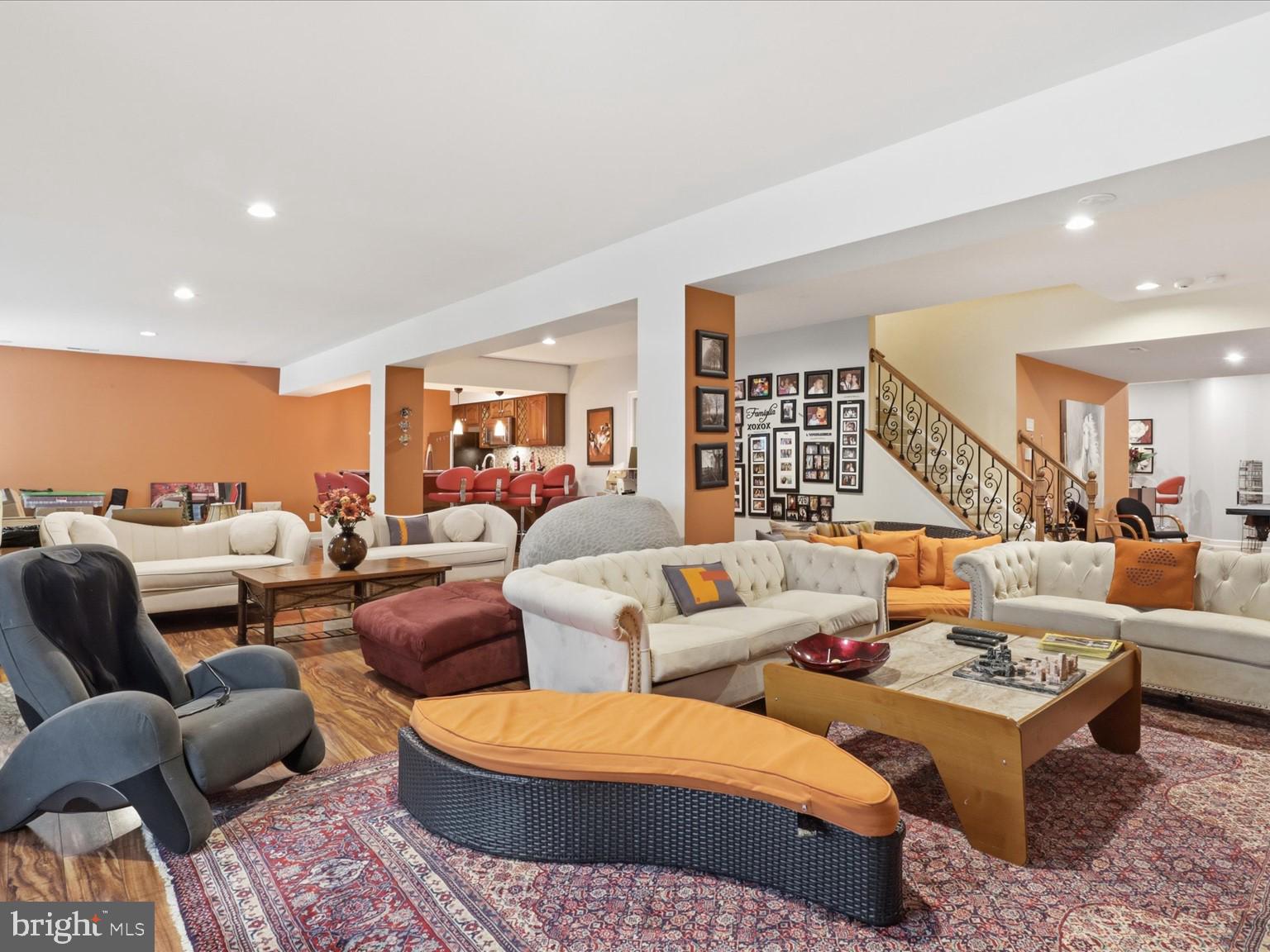 SMC MCLEAN - Residential