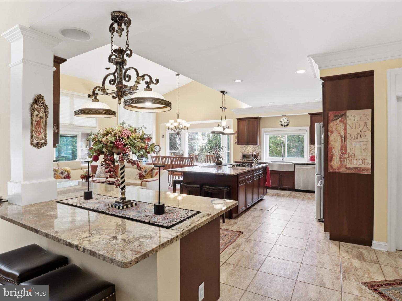 SMC MCLEAN - Residential