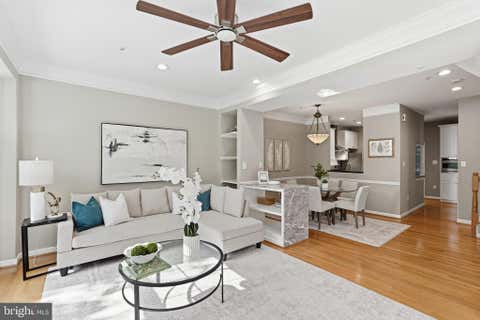 Photo of 3298 Mount Vernon Avenue, ALEXANDRIA, VA 22305 (MLS # VAAX2060972)