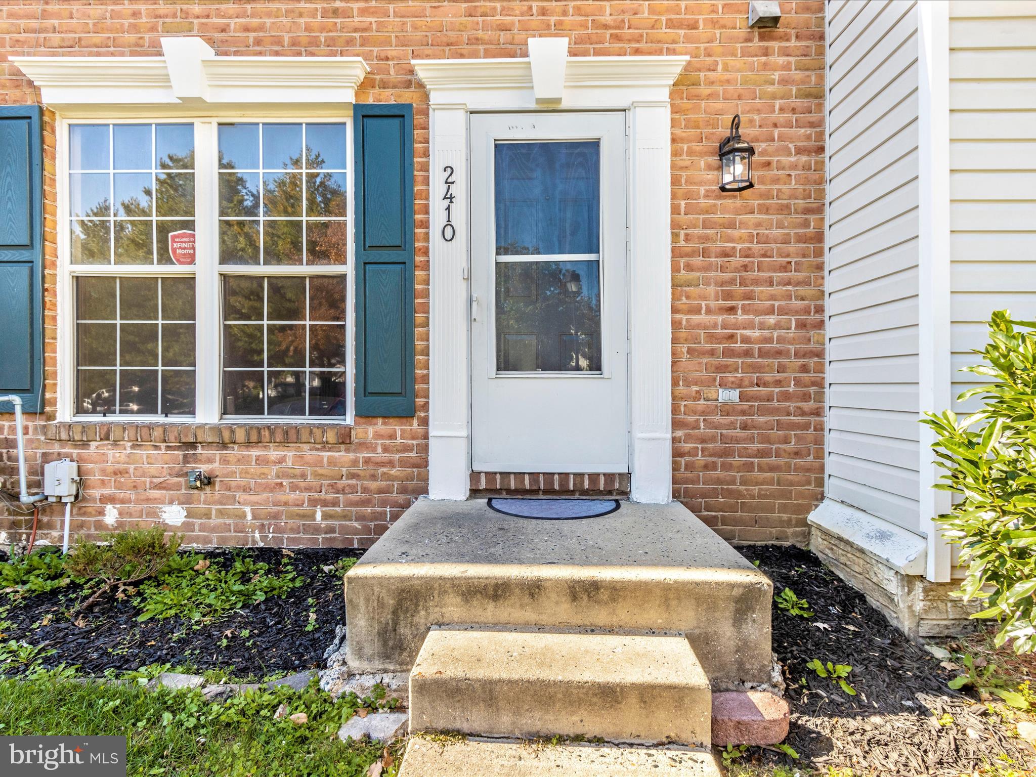 SHEFFIELD GLEN TOWNHOMES - Residential Lease