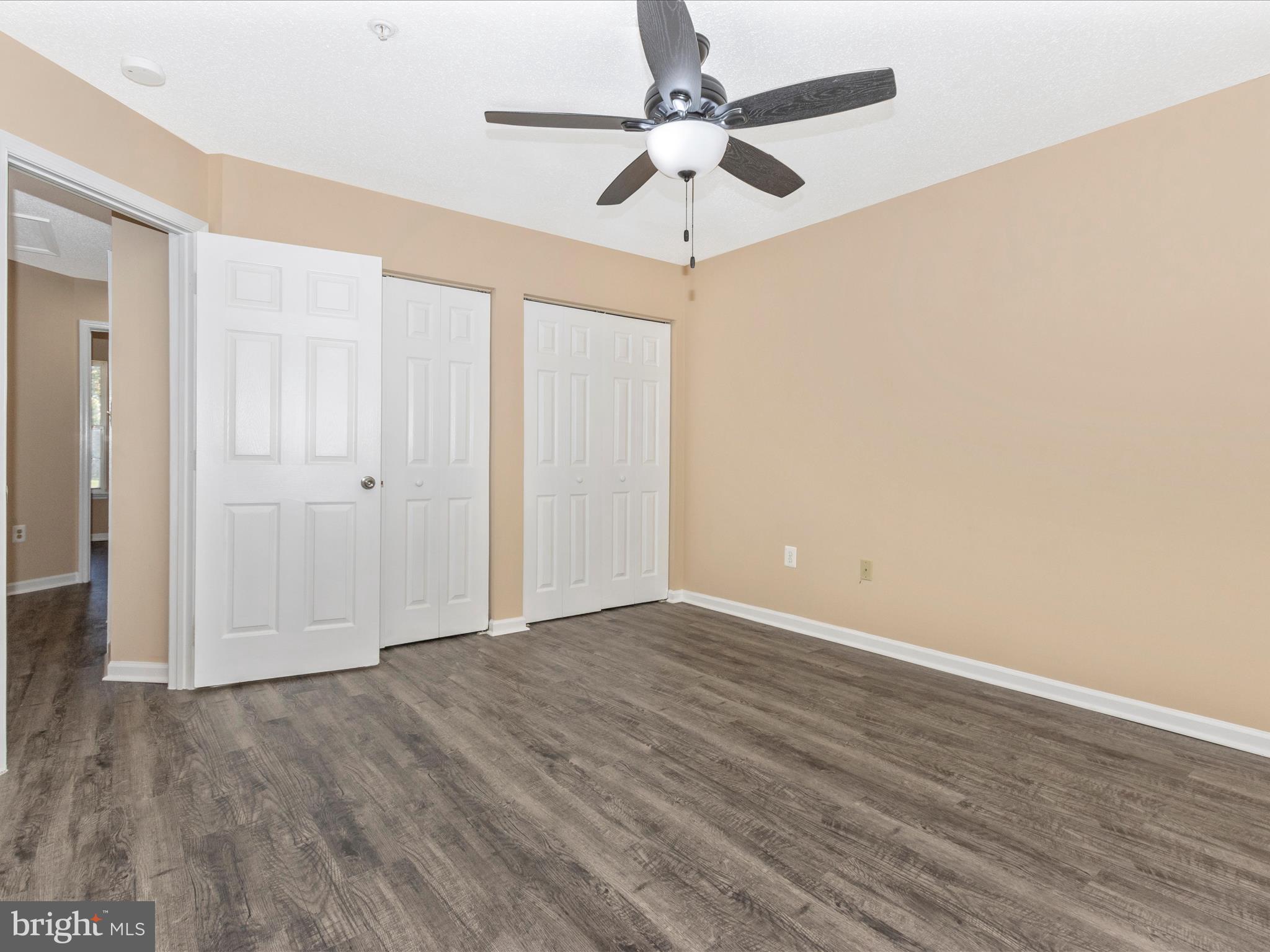 SHEFFIELD GLEN TOWNHOMES - Residential Lease