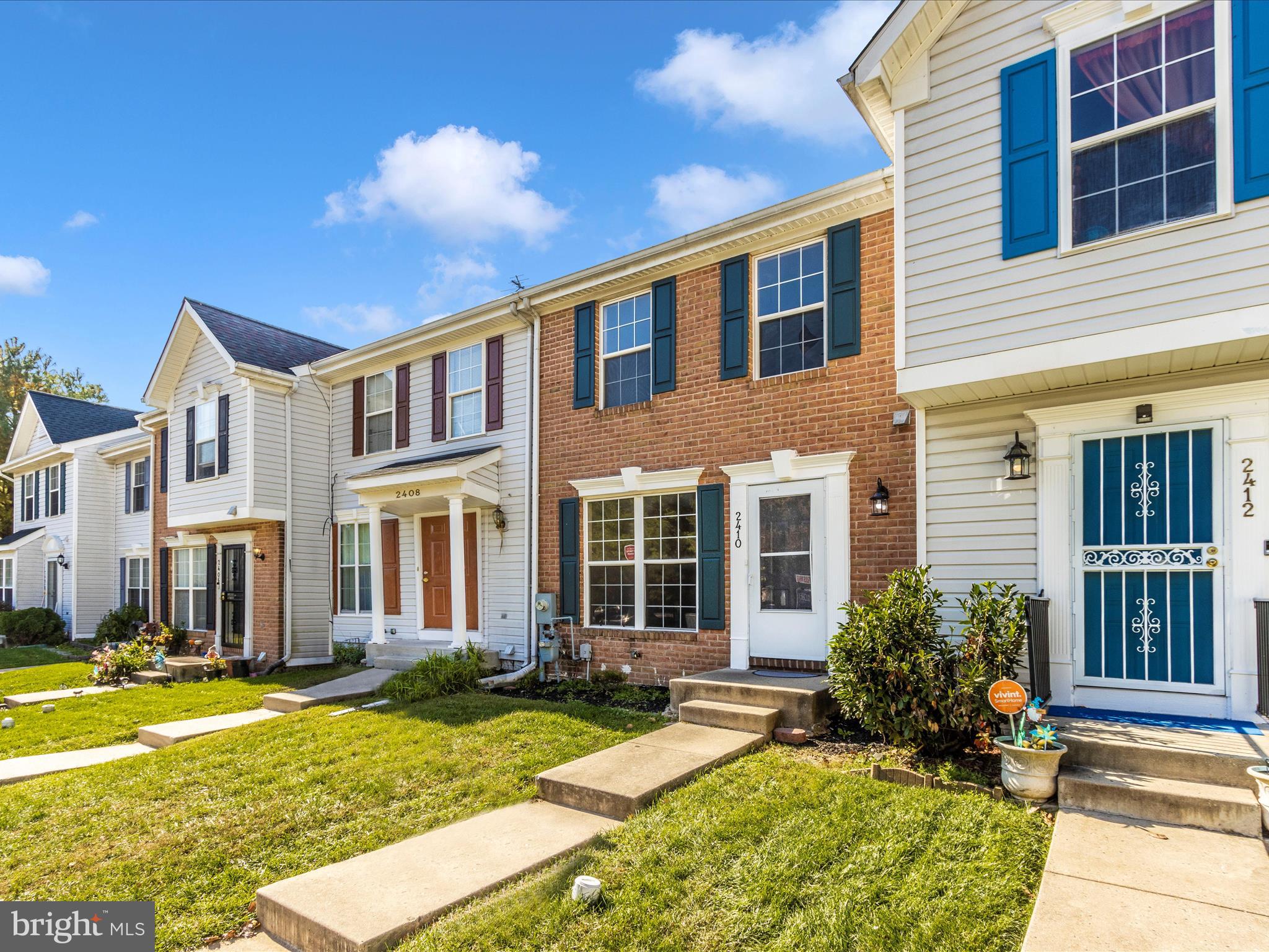 SHEFFIELD GLEN TOWNHOMES - Residential Lease