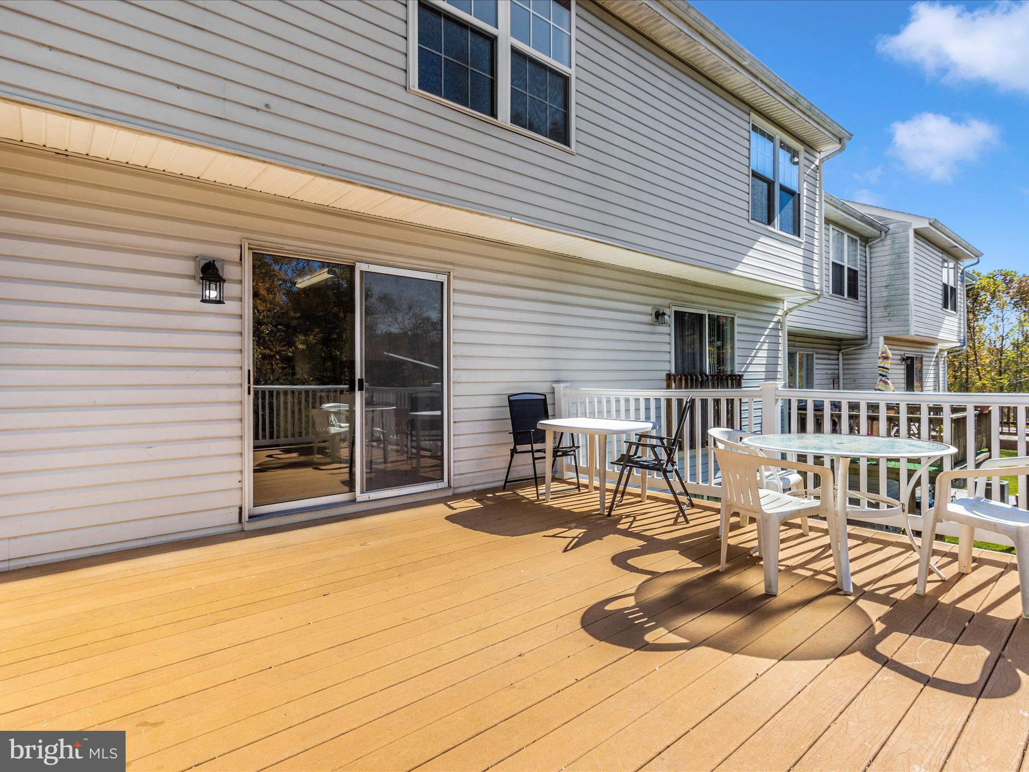 SHEFFIELD GLEN TOWNHOMES - Residential Lease