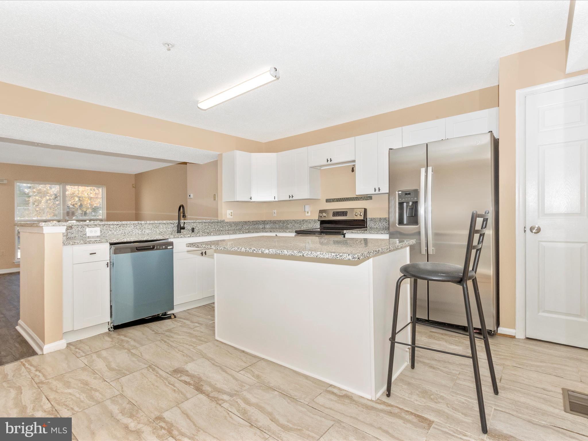 SHEFFIELD GLEN TOWNHOMES - Residential Lease