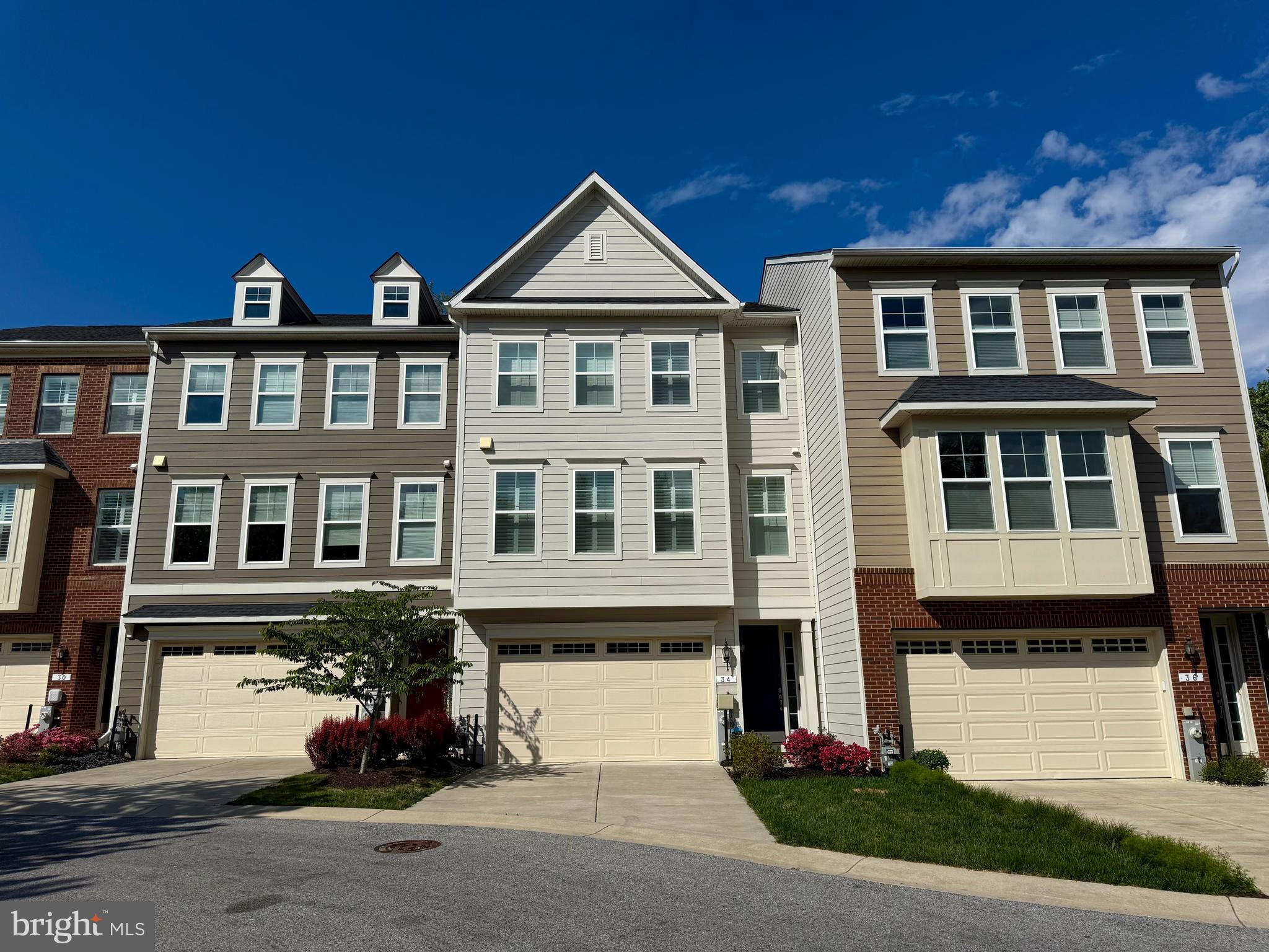 34 ENCLAVE COURT