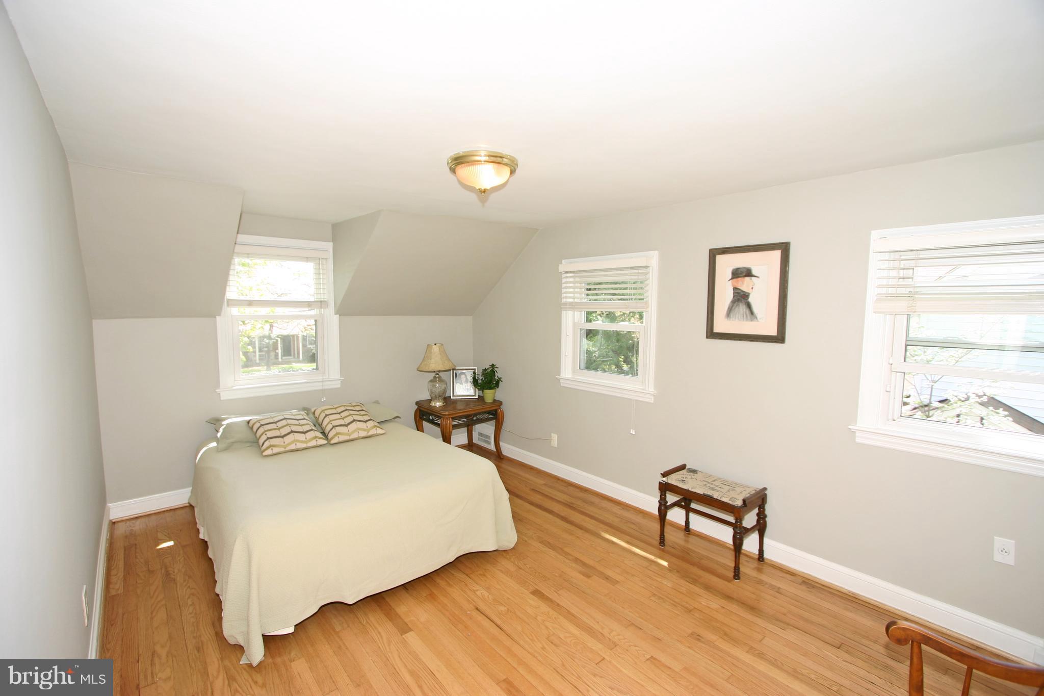 NEW ALEXANDRIA - Residential