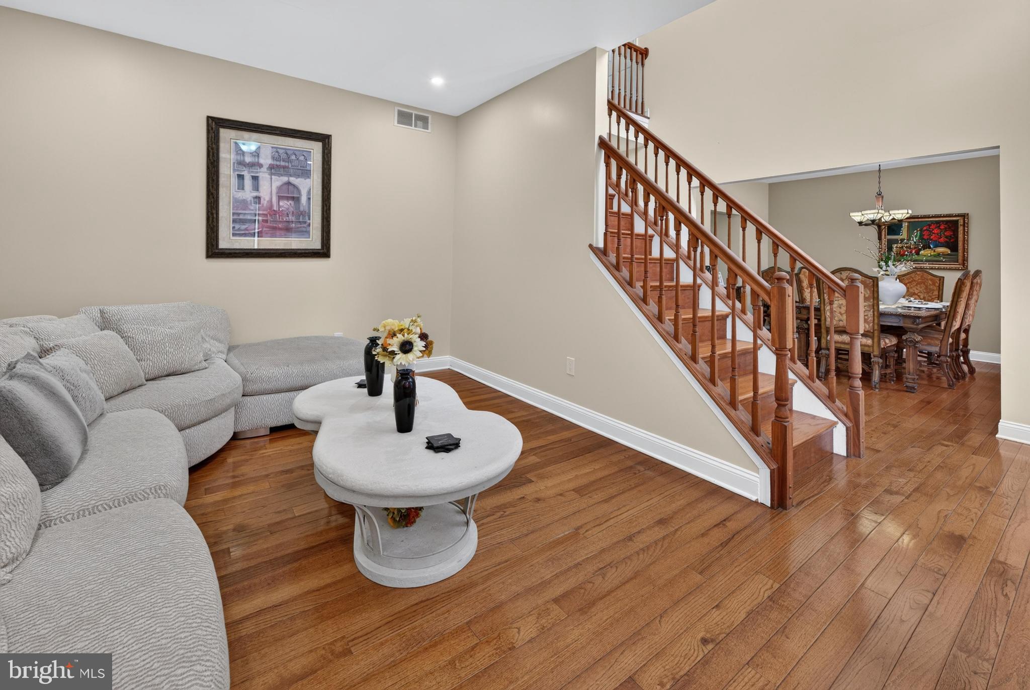 836 ROSETREE DRIVE