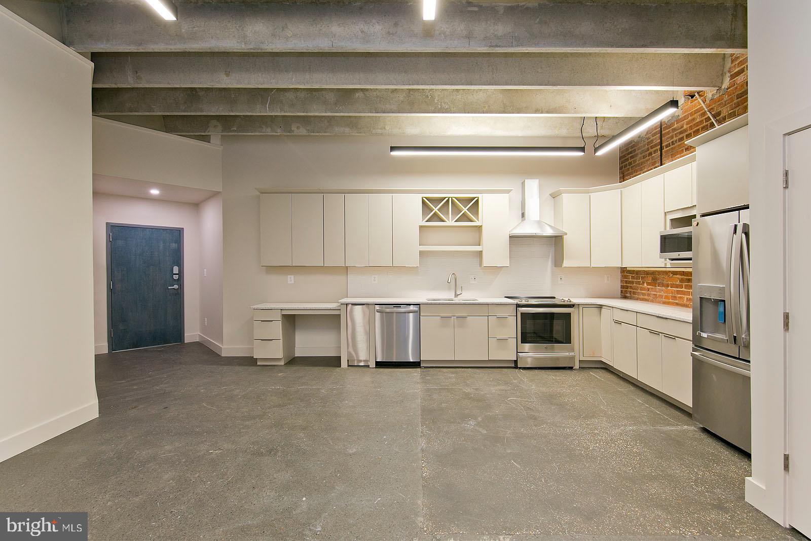 OLD TOWN WINCHESTER - Residential Lease