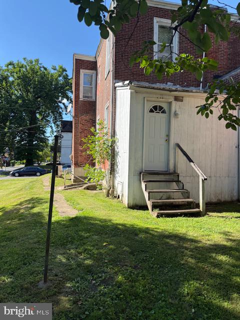 702 CEDAR AVENUE