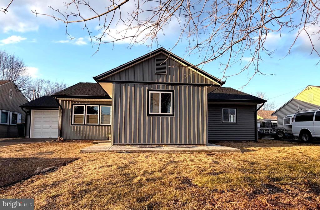 Photo of 679 Trenton Road, FAIRLESS HILLS, PA 19030 (MLS # PABU2112556)