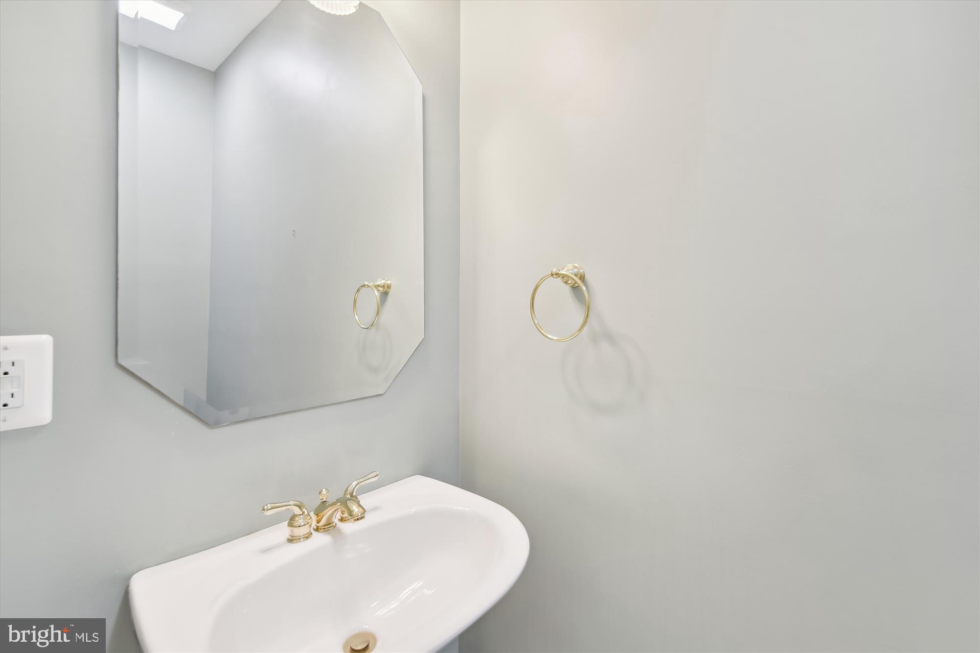 THE HAMLETS AT SOUTH RIVER COLONY - Residential