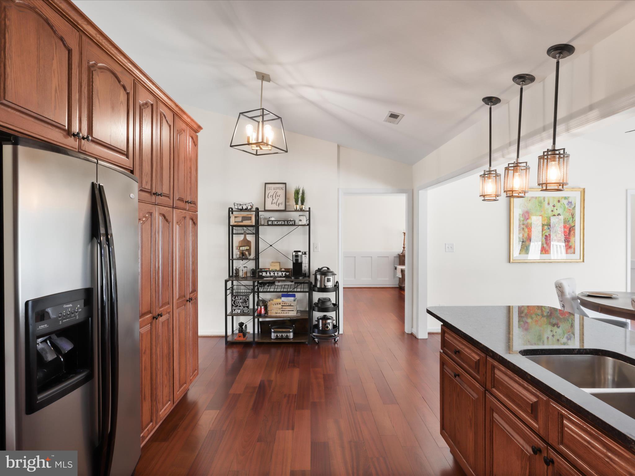 VISTA WOODS - Residential