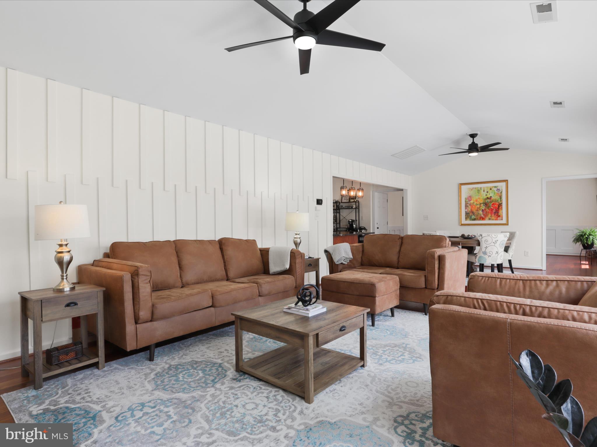 VISTA WOODS - Residential