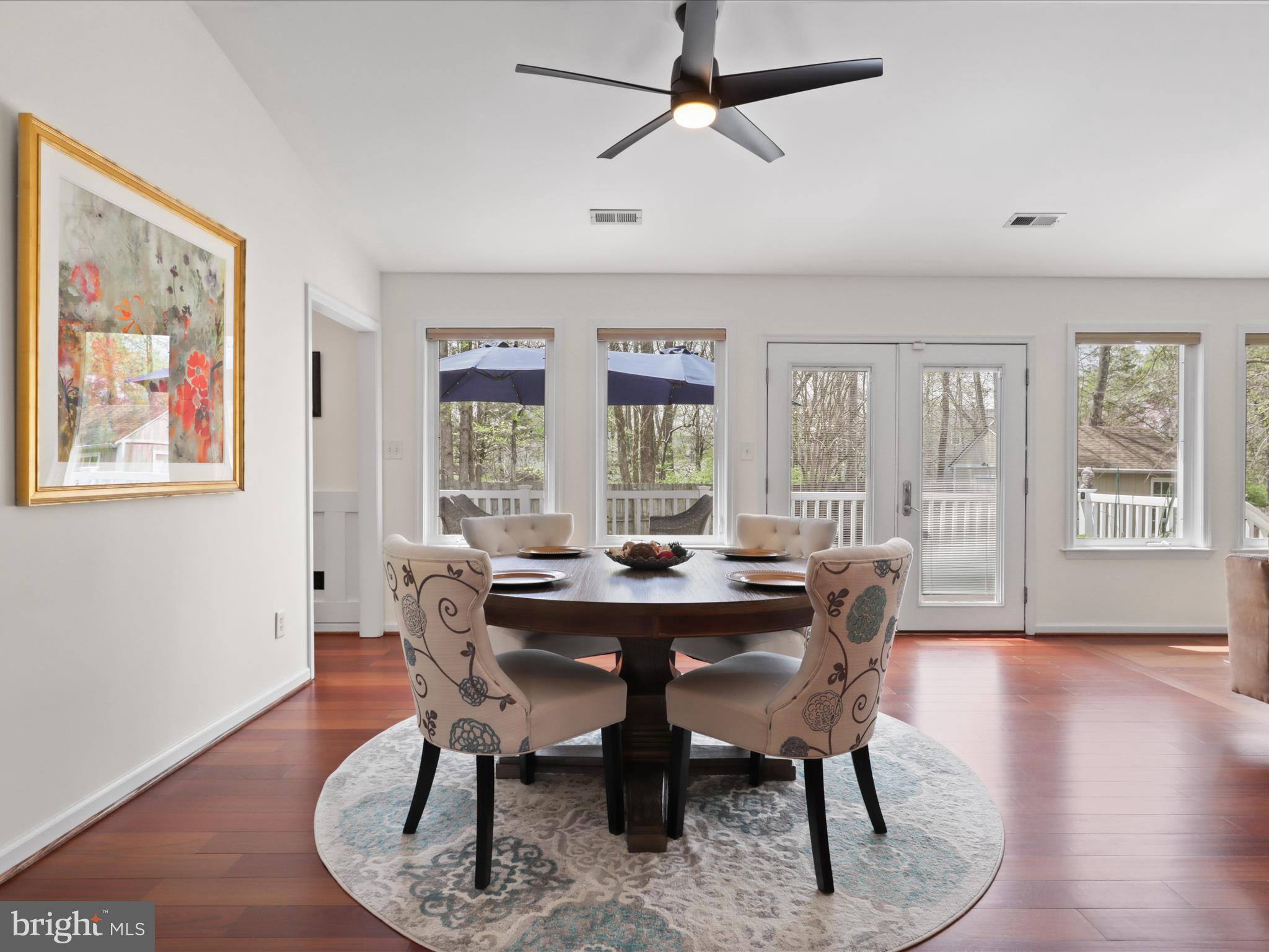 VISTA WOODS - Residential