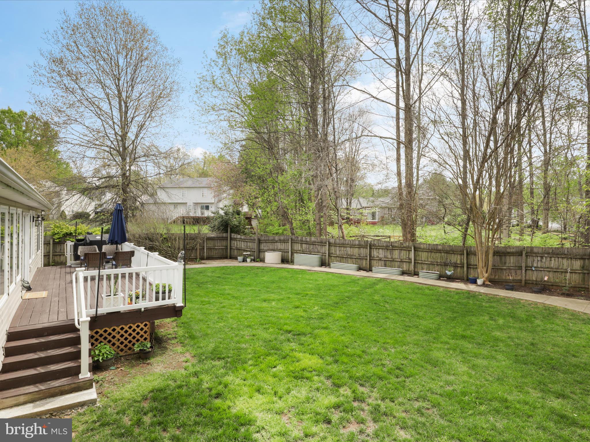 VISTA WOODS - Residential