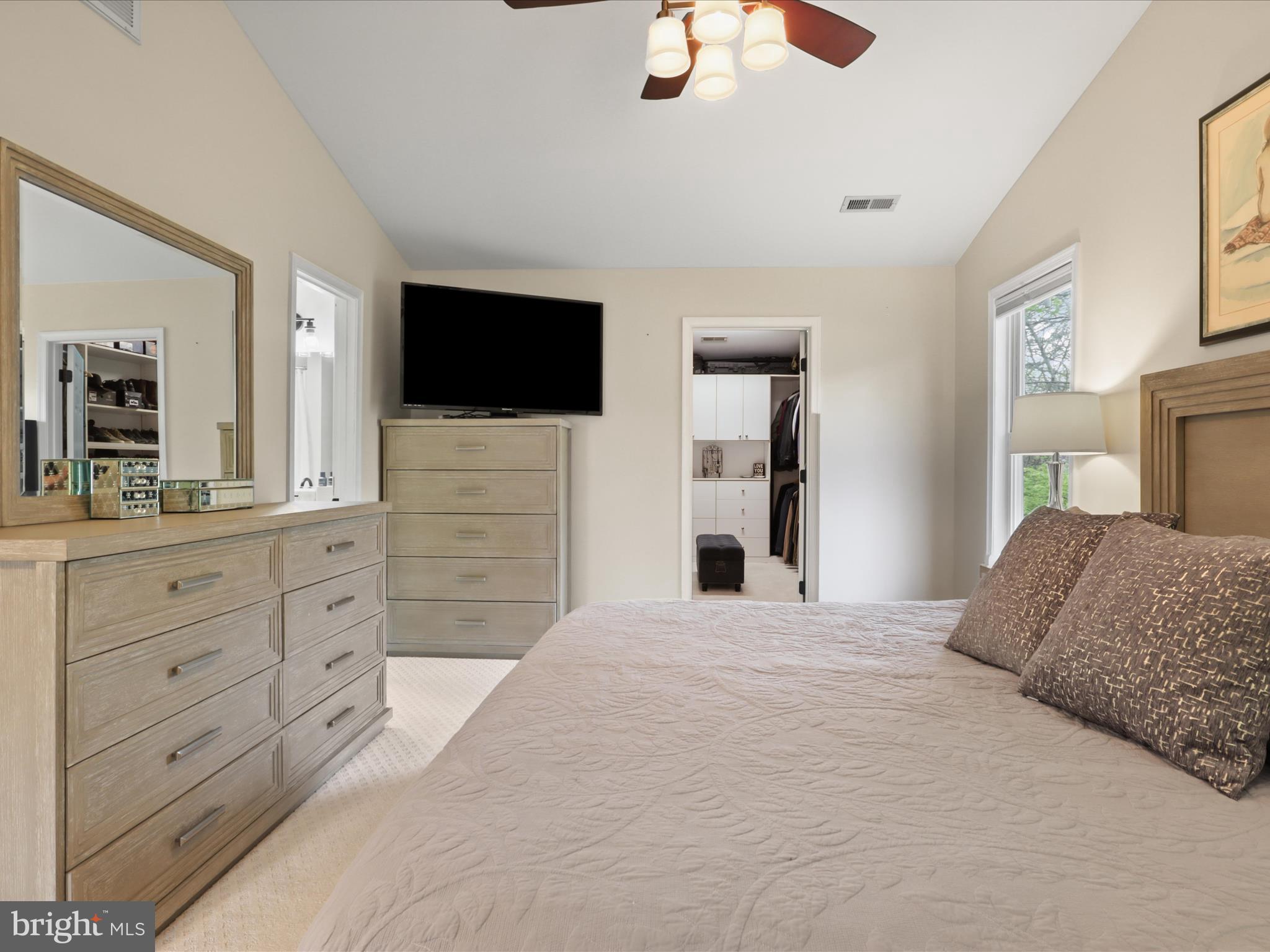 VISTA WOODS - Residential