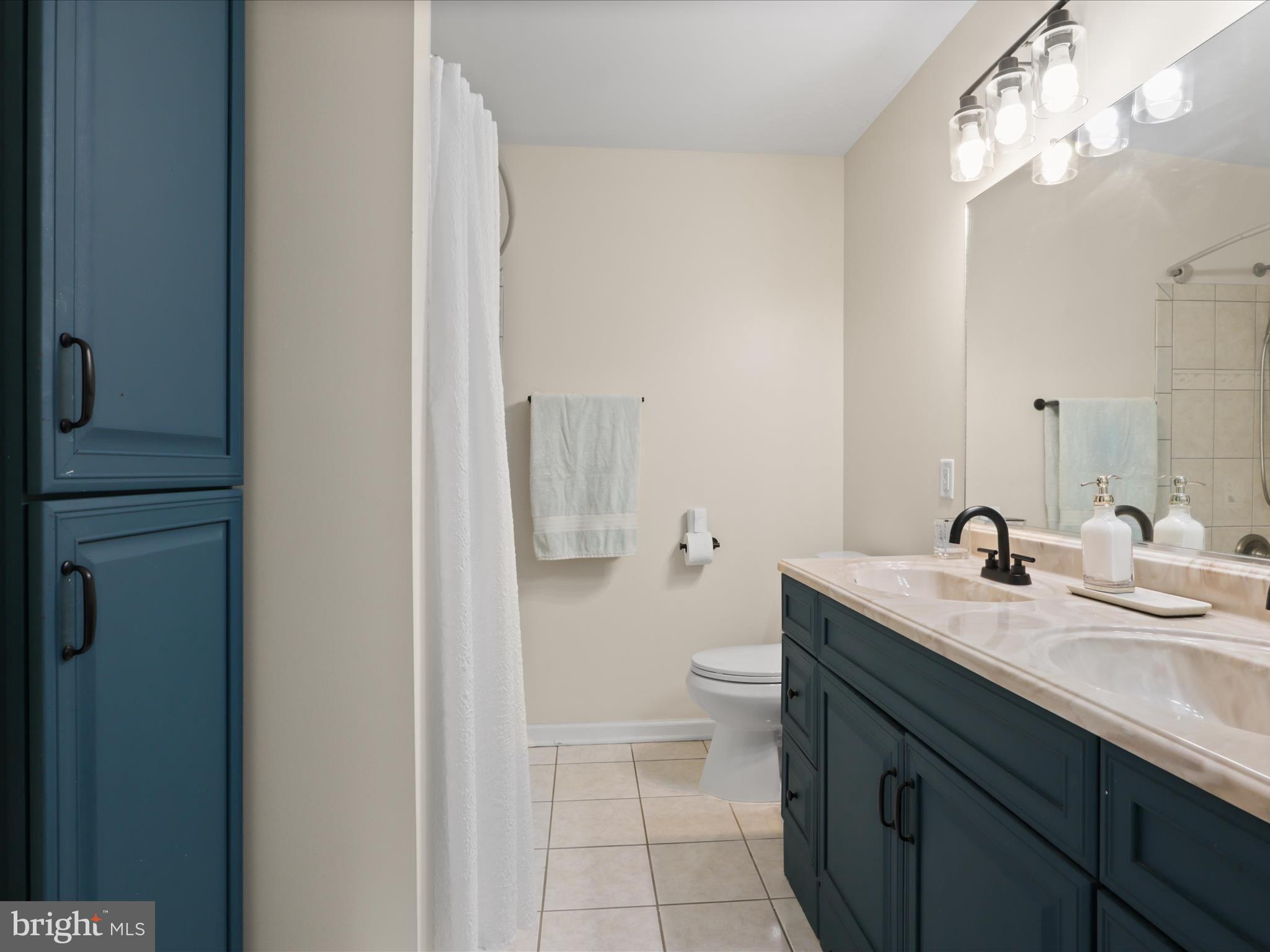 VISTA WOODS - Residential