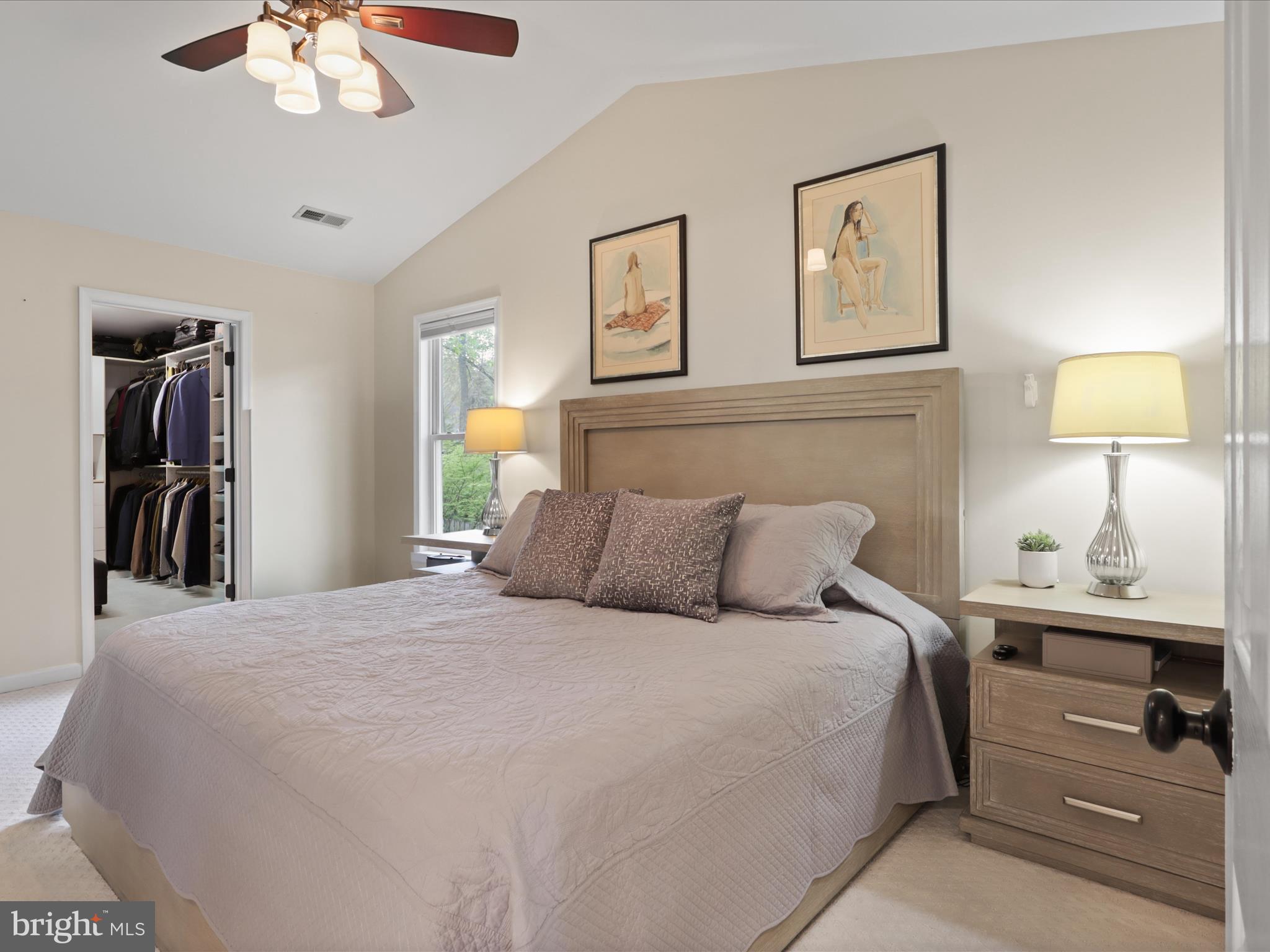 VISTA WOODS - Residential