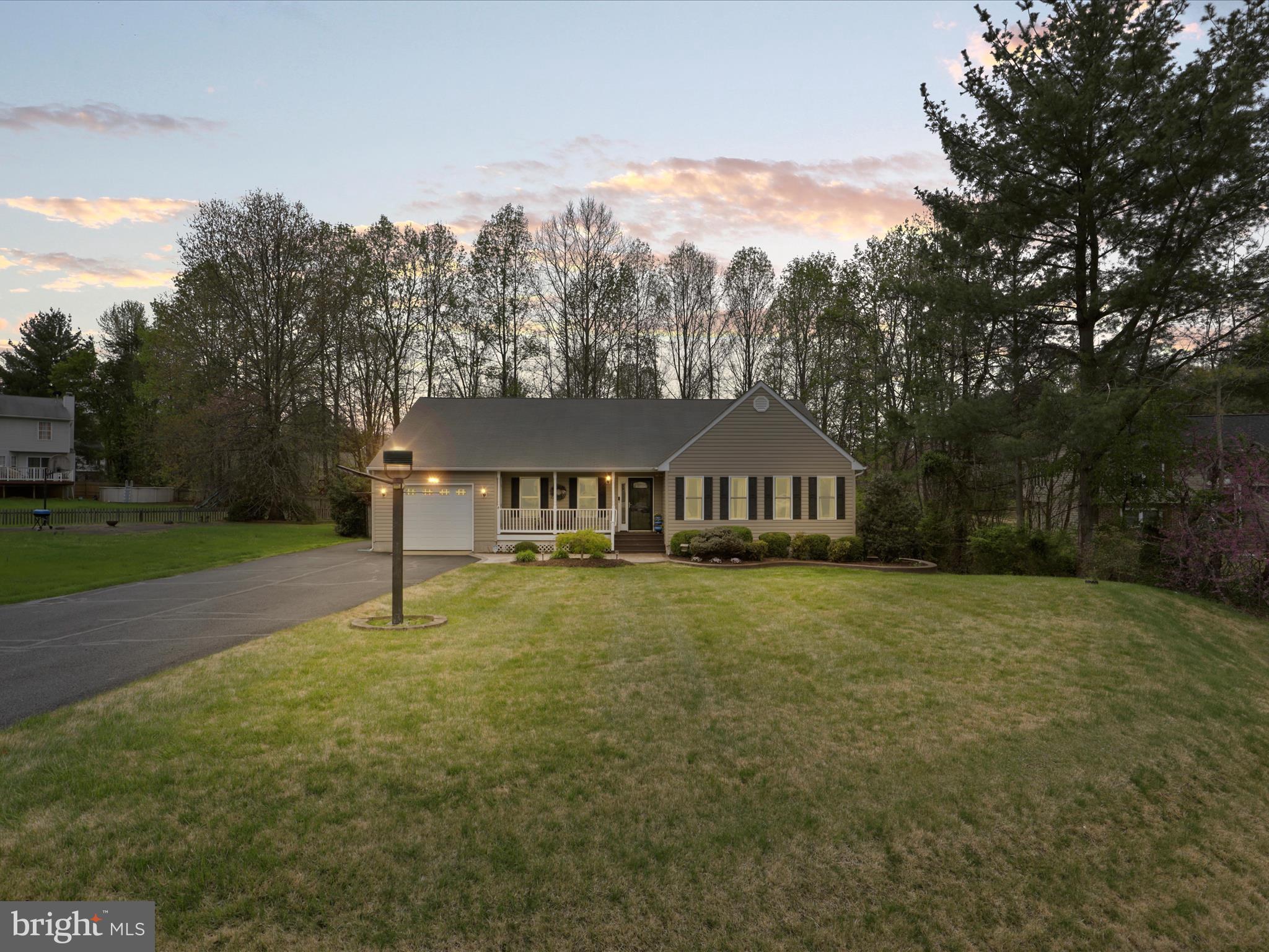 VISTA WOODS - Residential