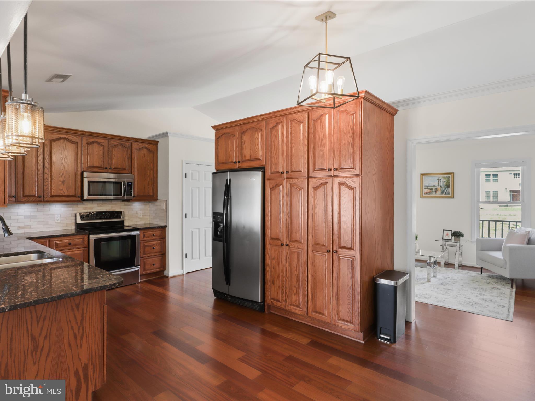 VISTA WOODS - Residential