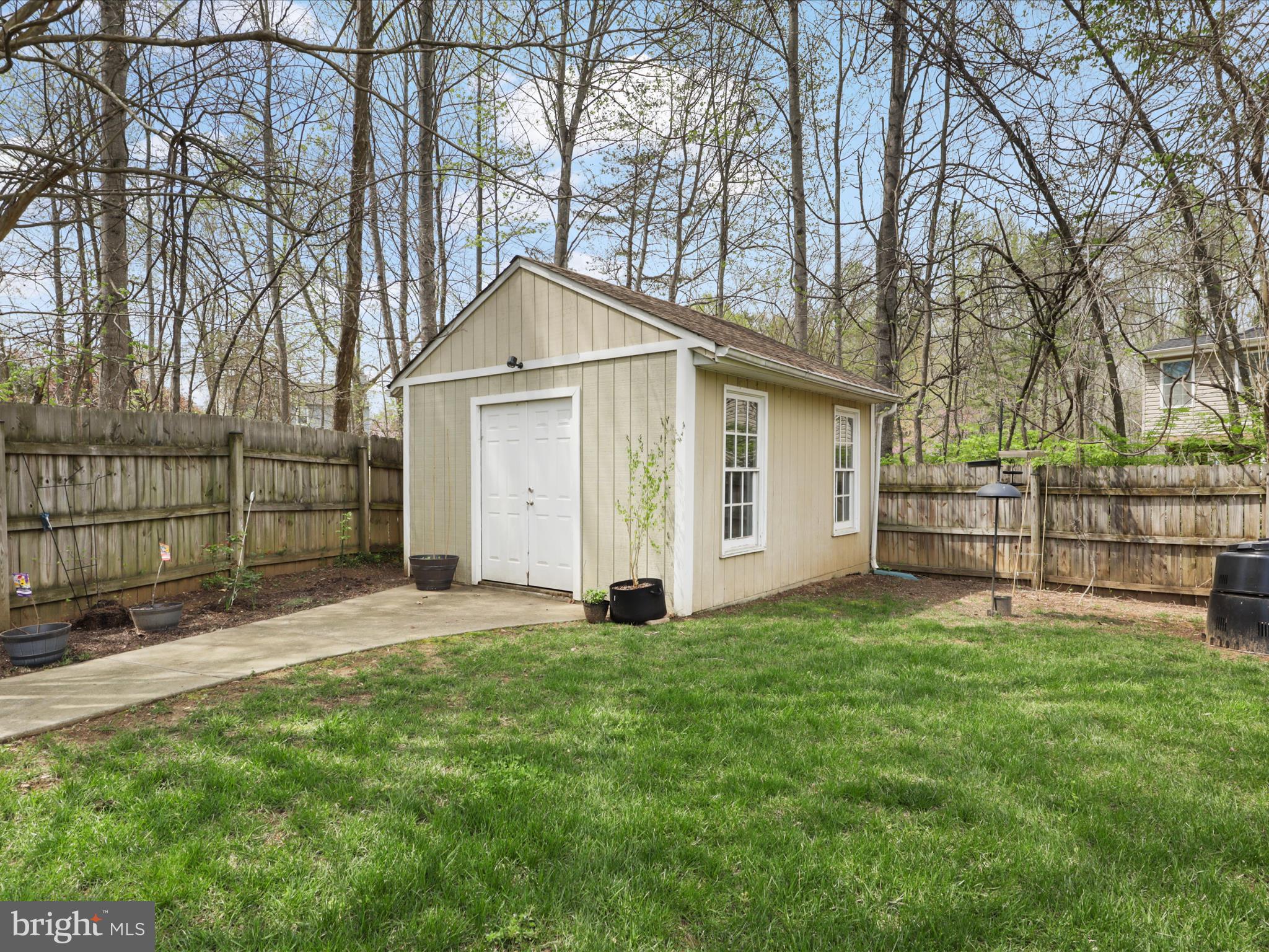 VISTA WOODS - Residential