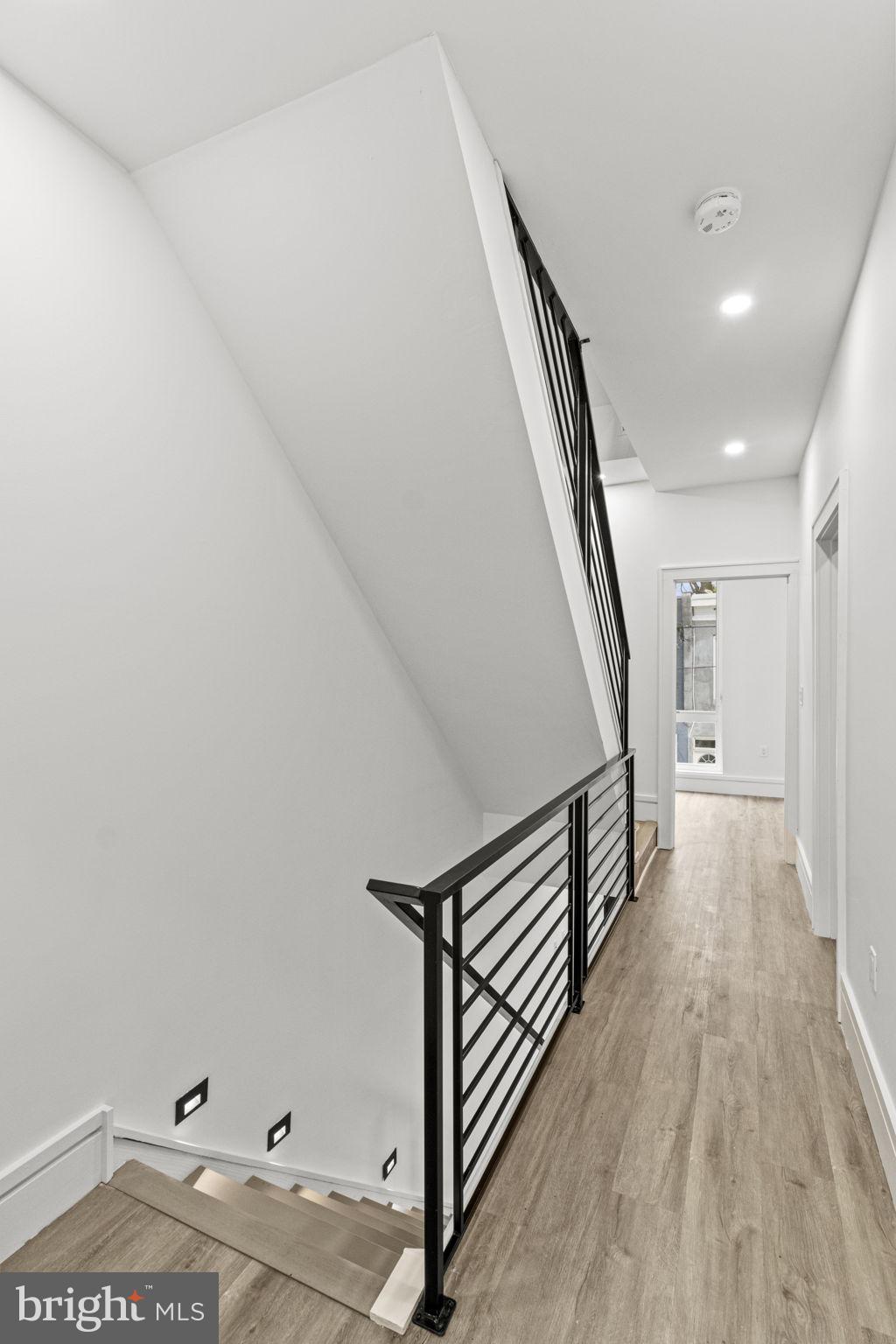 POINT BREEZE - Residential