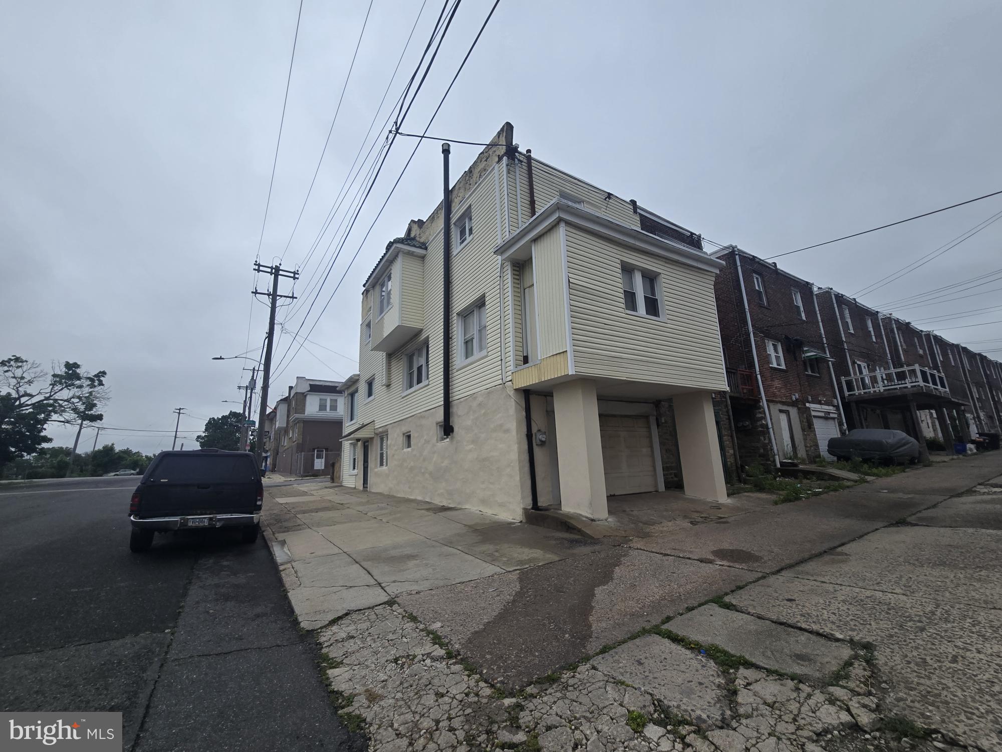 OVERBROOK - Residential Lease