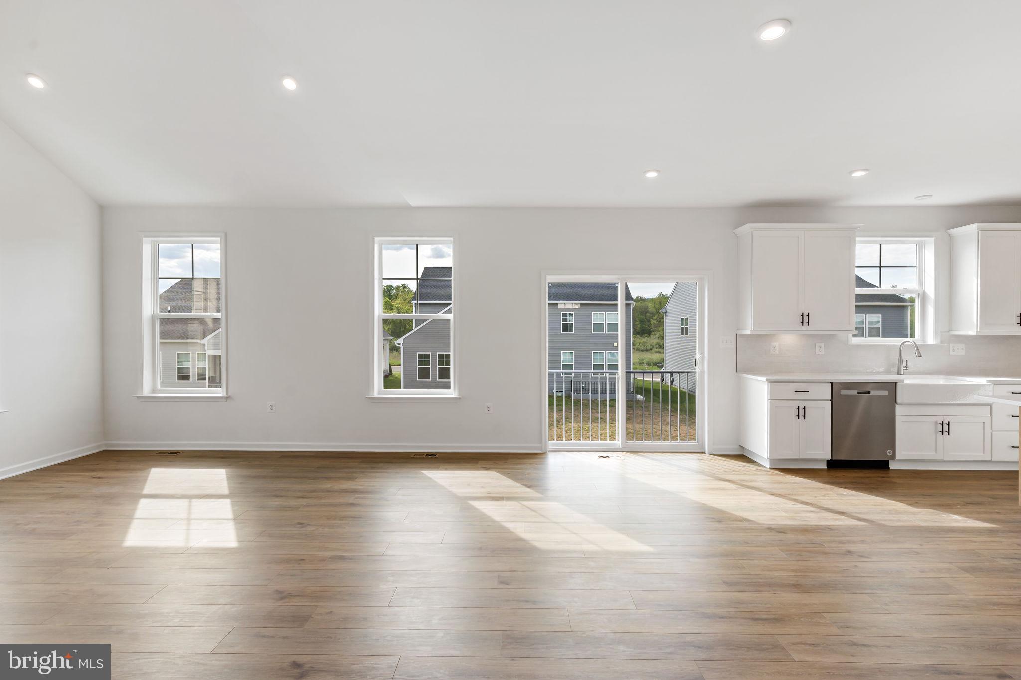 MARTINSBURG STATION - Residential